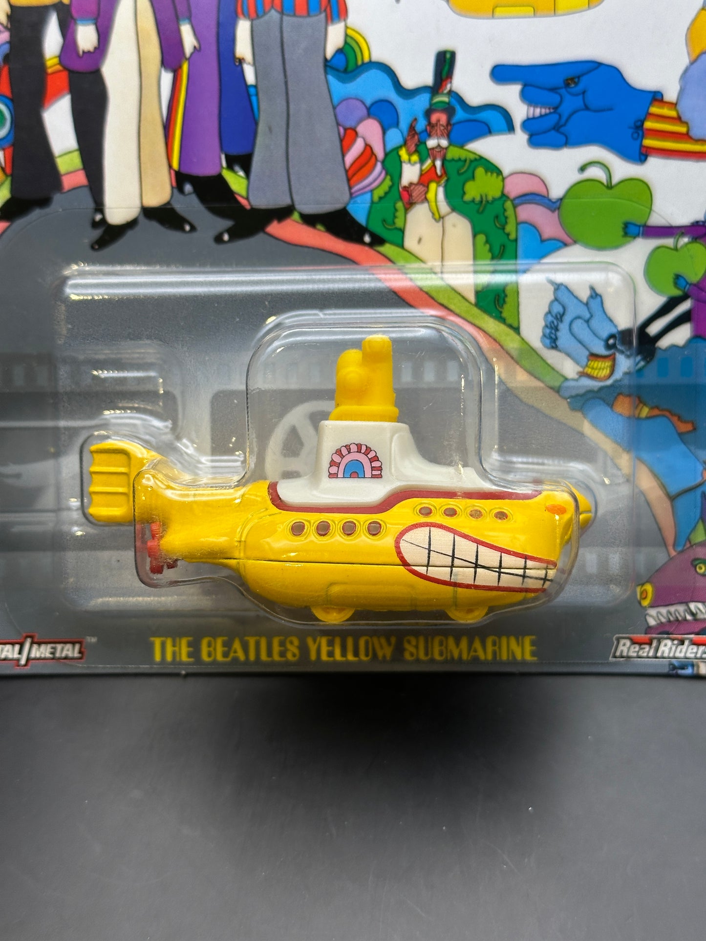 HOT WHEELS - THE BEATLES YELLOW SUBMARINE (2019) - REPLICA ENTERTAINMENT THE BEATLES