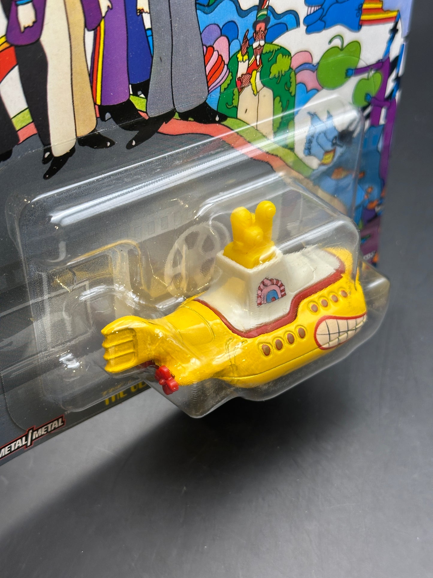HOT WHEELS - THE BEATLES YELLOW SUBMARINE (2019) - REPLICA ENTERTAINMENT THE BEATLES