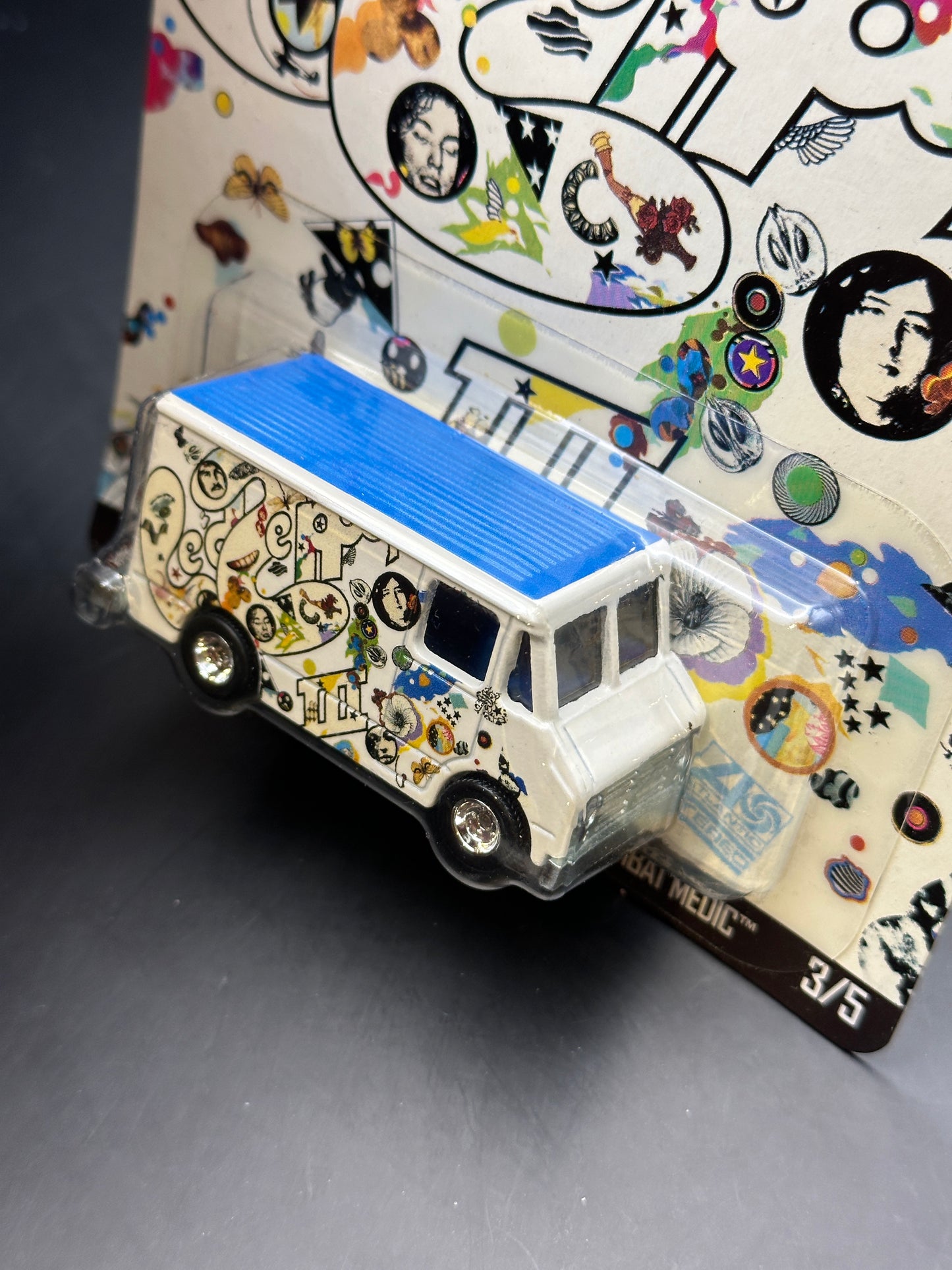 HOT WHEELS - COMBAT MEDIC (2020) - POP CULTURE: LED ZEPPELIN 3/5