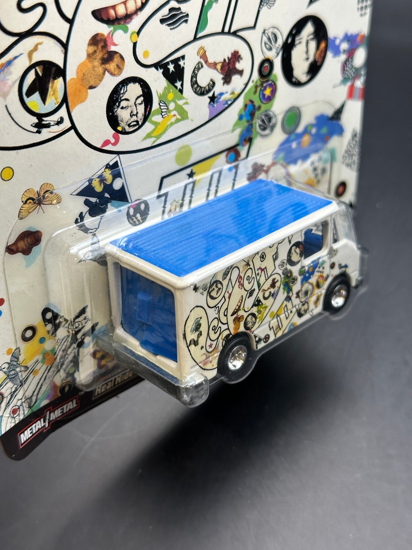 HOT WHEELS - COMBAT MEDIC (2020) - POP CULTURE: LED ZEPPELIN 3/5
