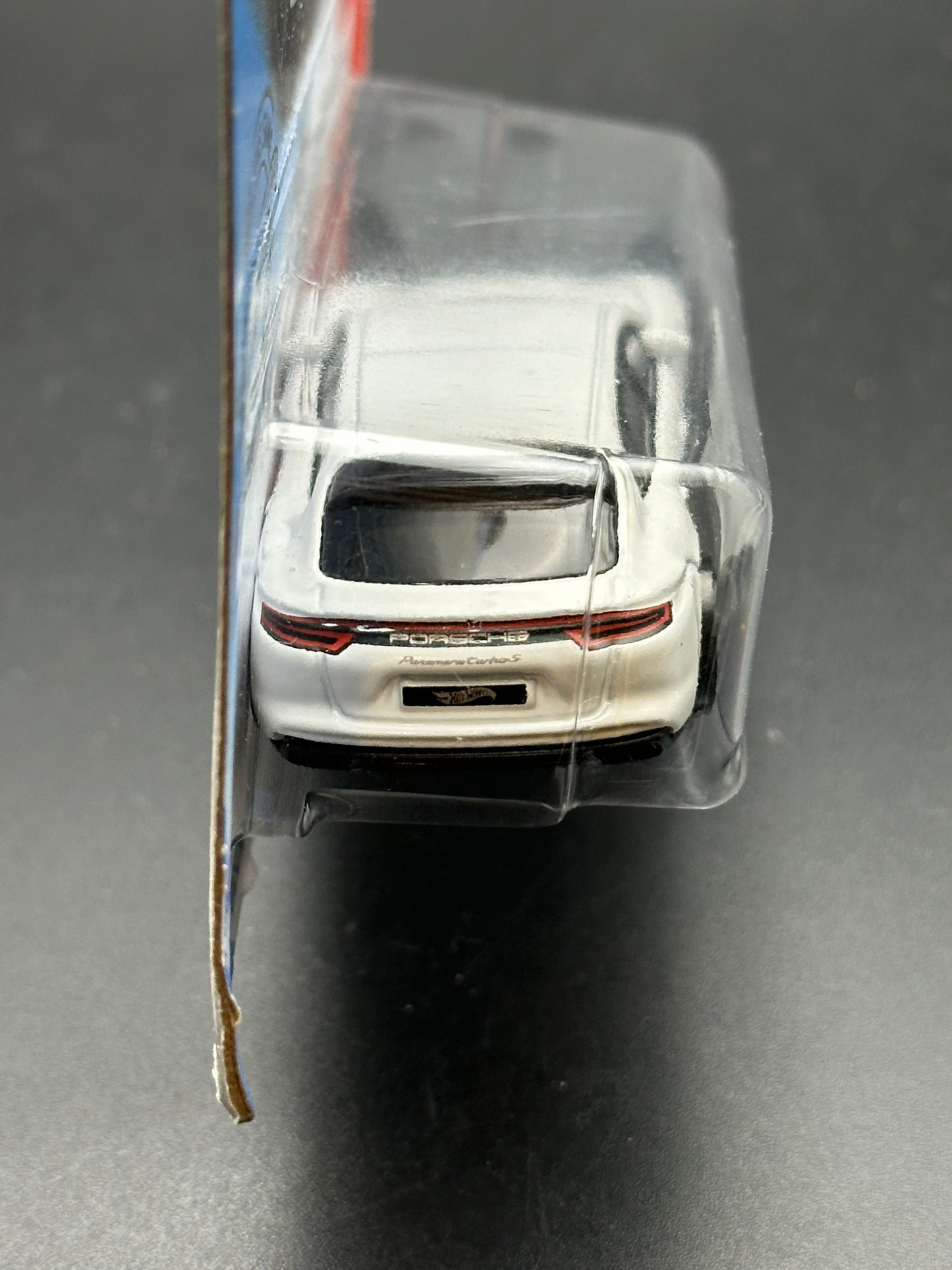 HOT WHEELS - PORSCHE PANAMERA TURBO S E-HYBRID SPORT TURISMO (2020) - HW PORSCHE 3/5