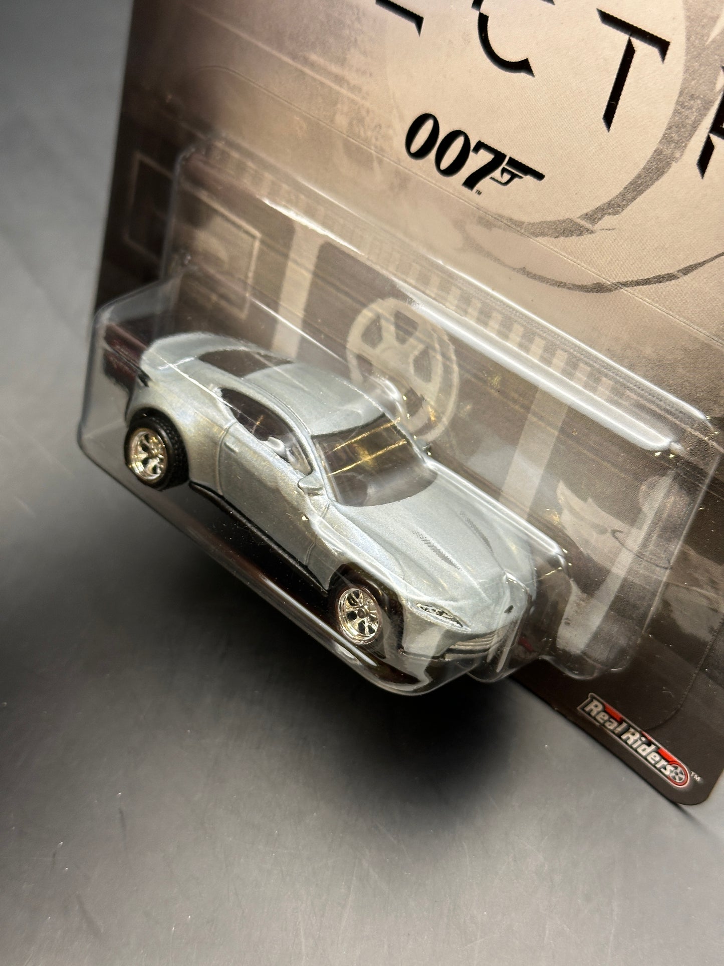 HOT WHEELS - ASTON MARTIN DB10 (2019) - REPLICA ENTERTAINMENT: 007 SPECTYRE