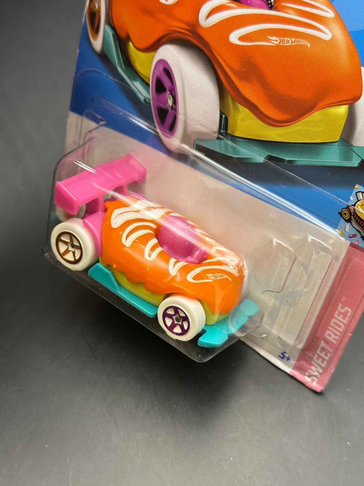 HOT WHEELS - DONUT DRIFTER - TREASURE HUNT (2023) - HW SWEET RIDES 5/5