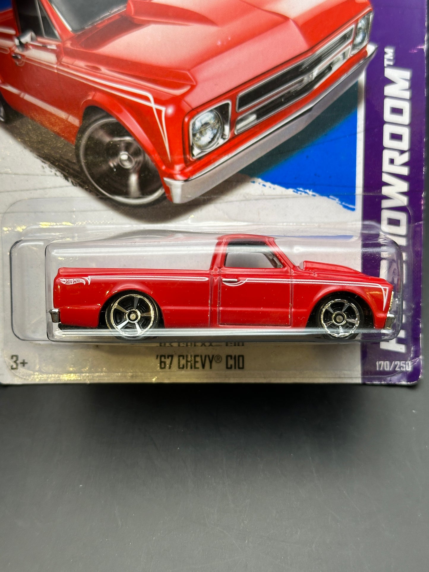HOT WHEELS - 67 CHEVY C10 (2013) - HW SHOWROOM