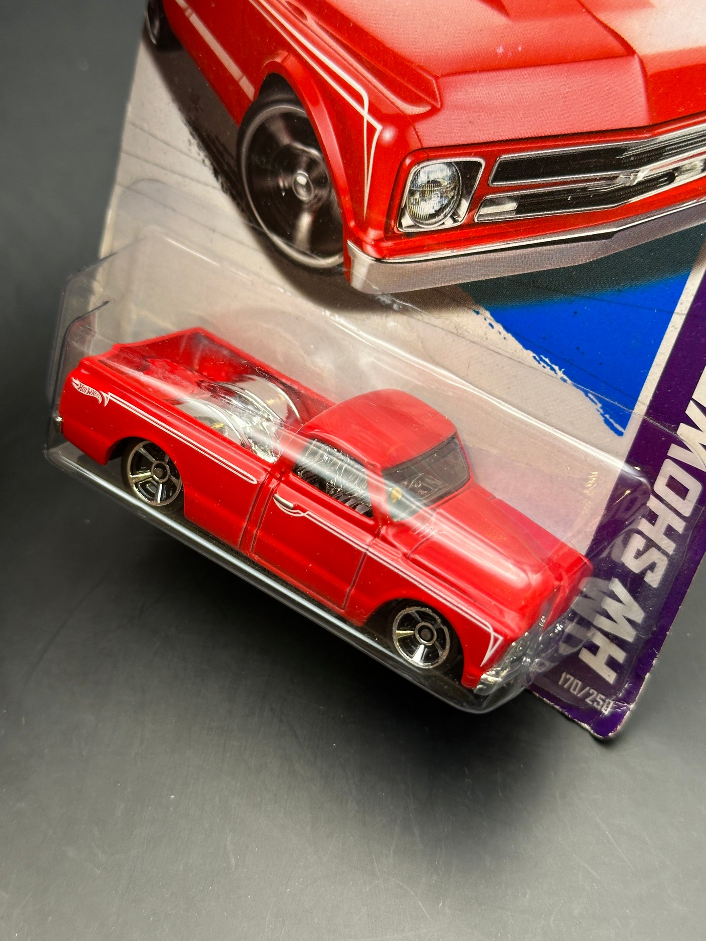 HOT WHEELS - 67 CHEVY C10 (2013) - HW SHOWROOM