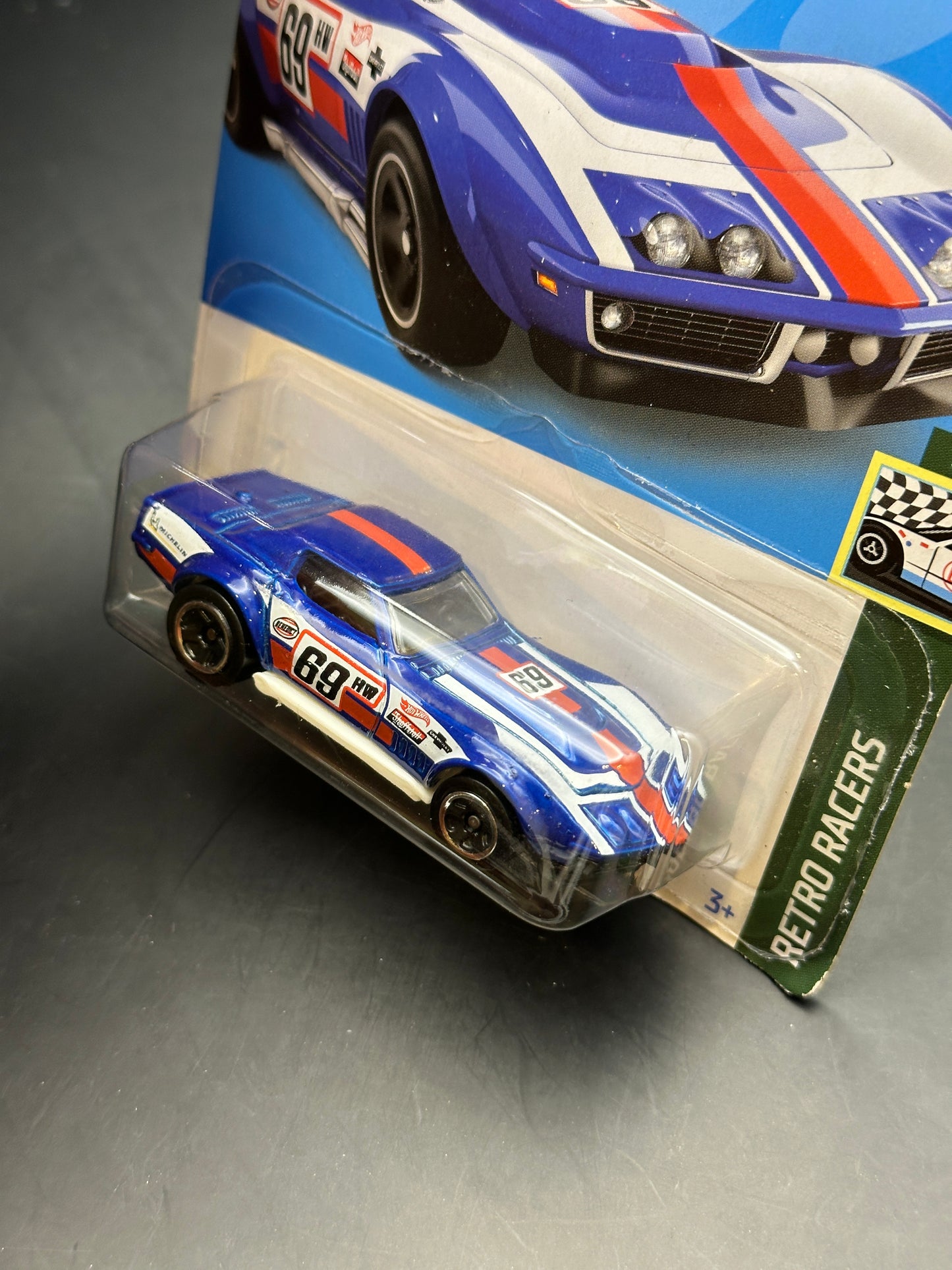 HOT WHEELS - 69 COPO CORVETTE (2022) - HW RETRO RACERS 6/10