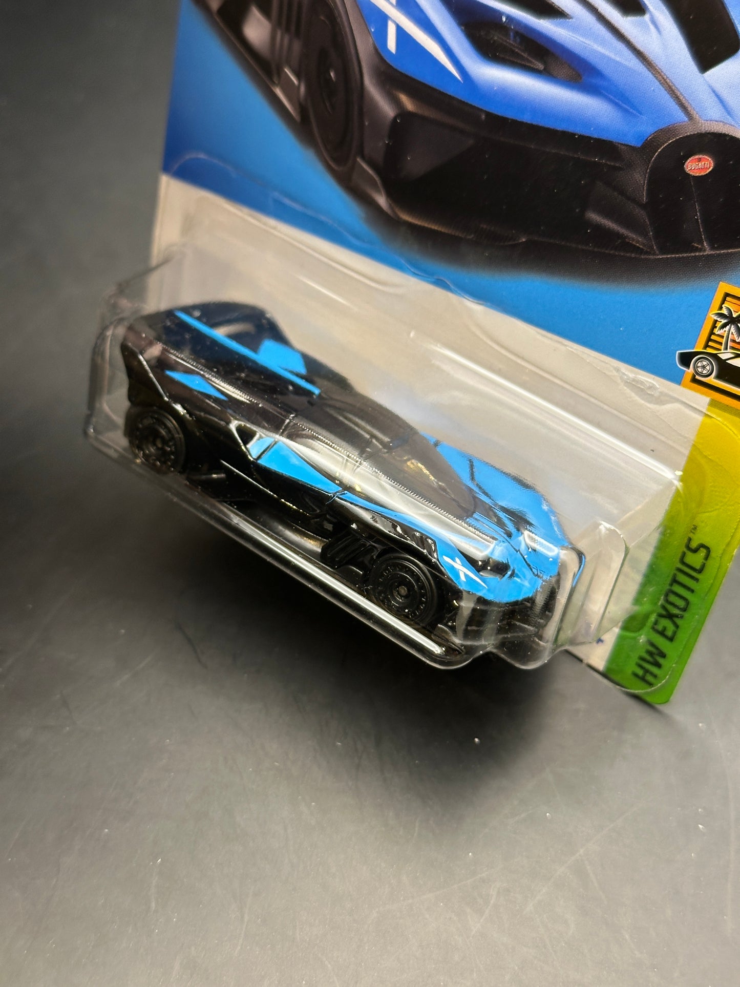 HOT WHEELS - BUGATTI BOLIDE (2023) - HW EXOTICS 6/10