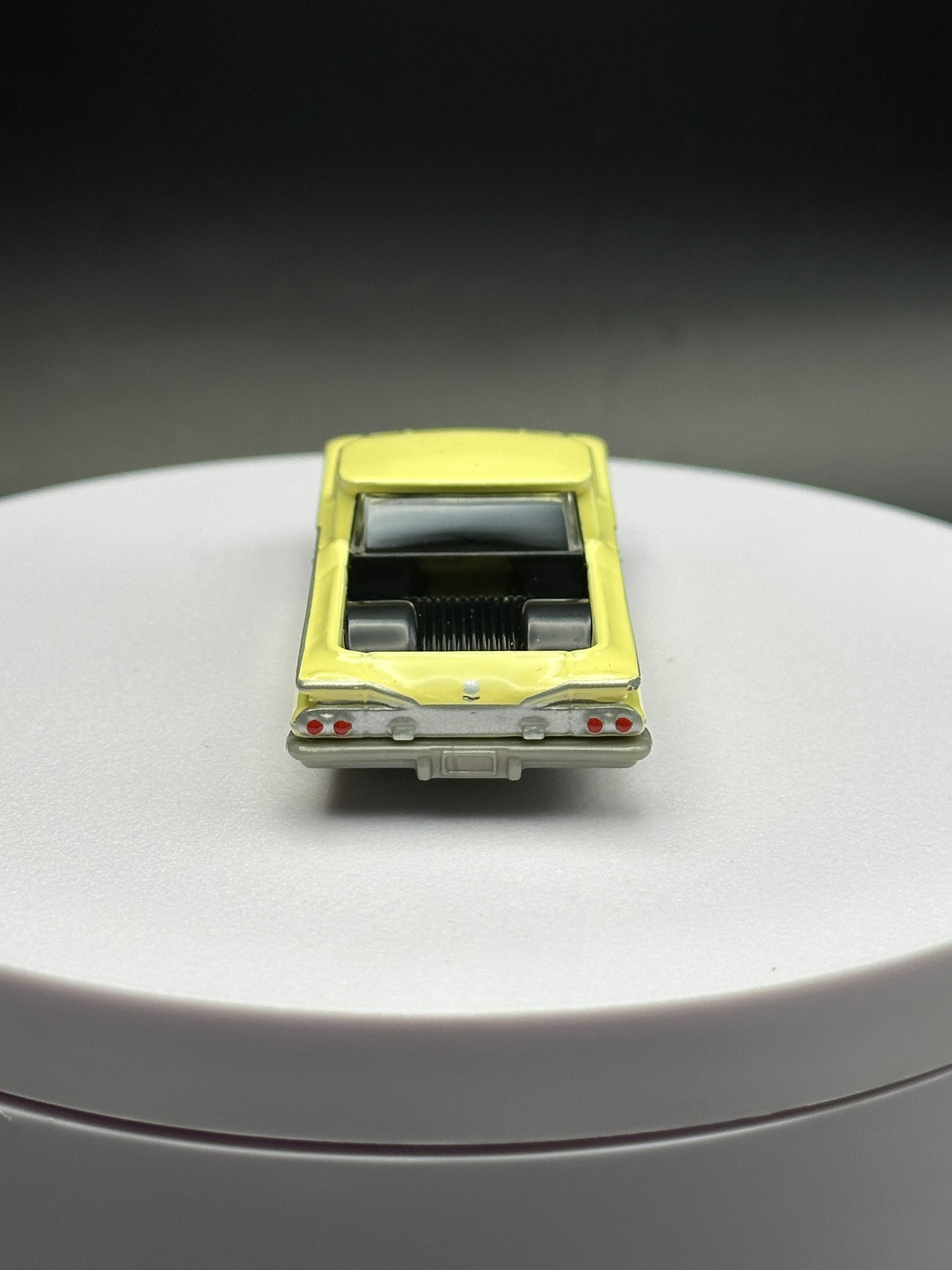 MATCHBOX - 1960 CHEVY EL CAMINO - 28/125 - DIECAST - LOOSE