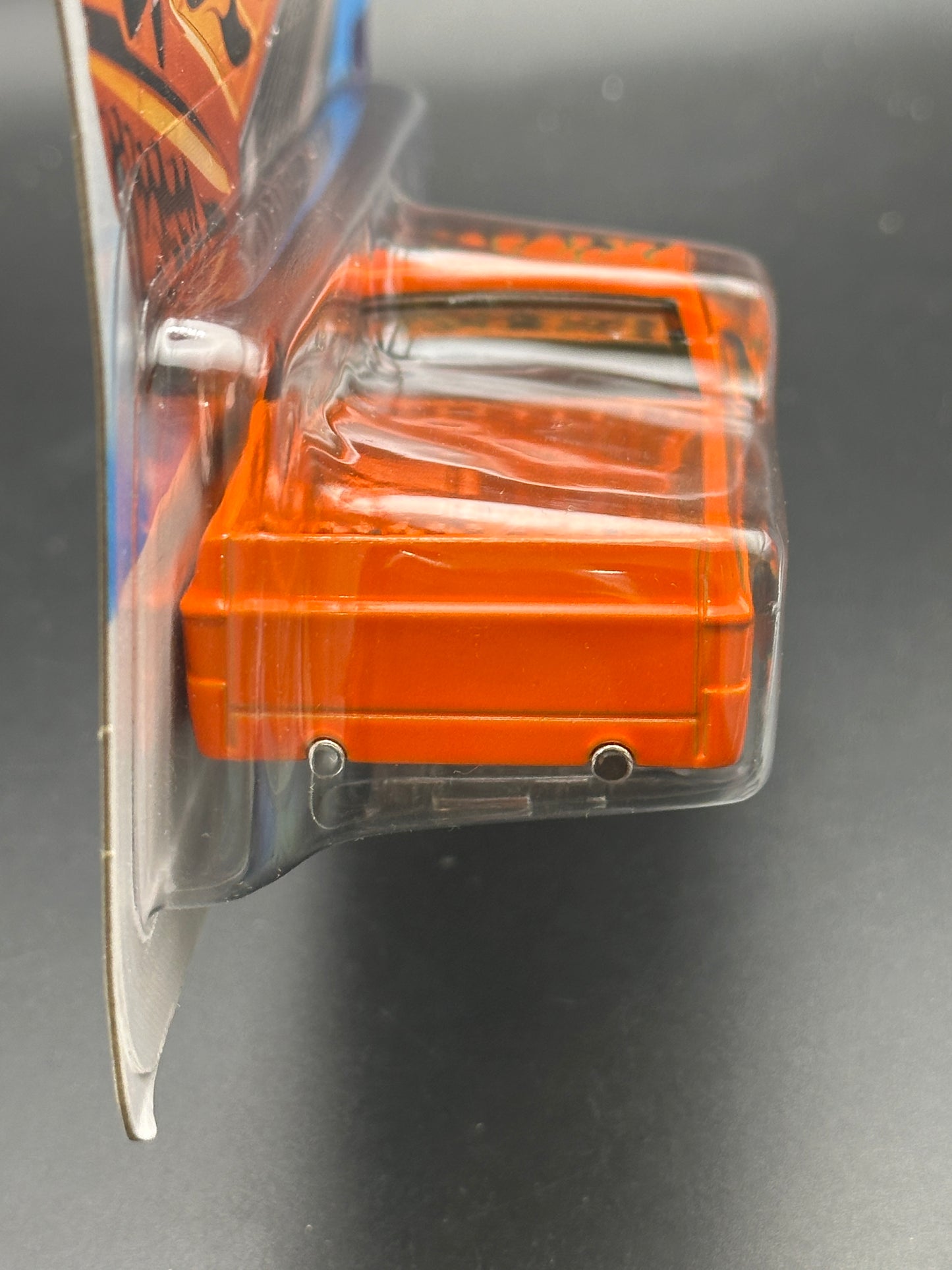 HOT WHEELS XL - 83 CHEVY SILVERADO 3/24 (2026) - 1:43 SCALE