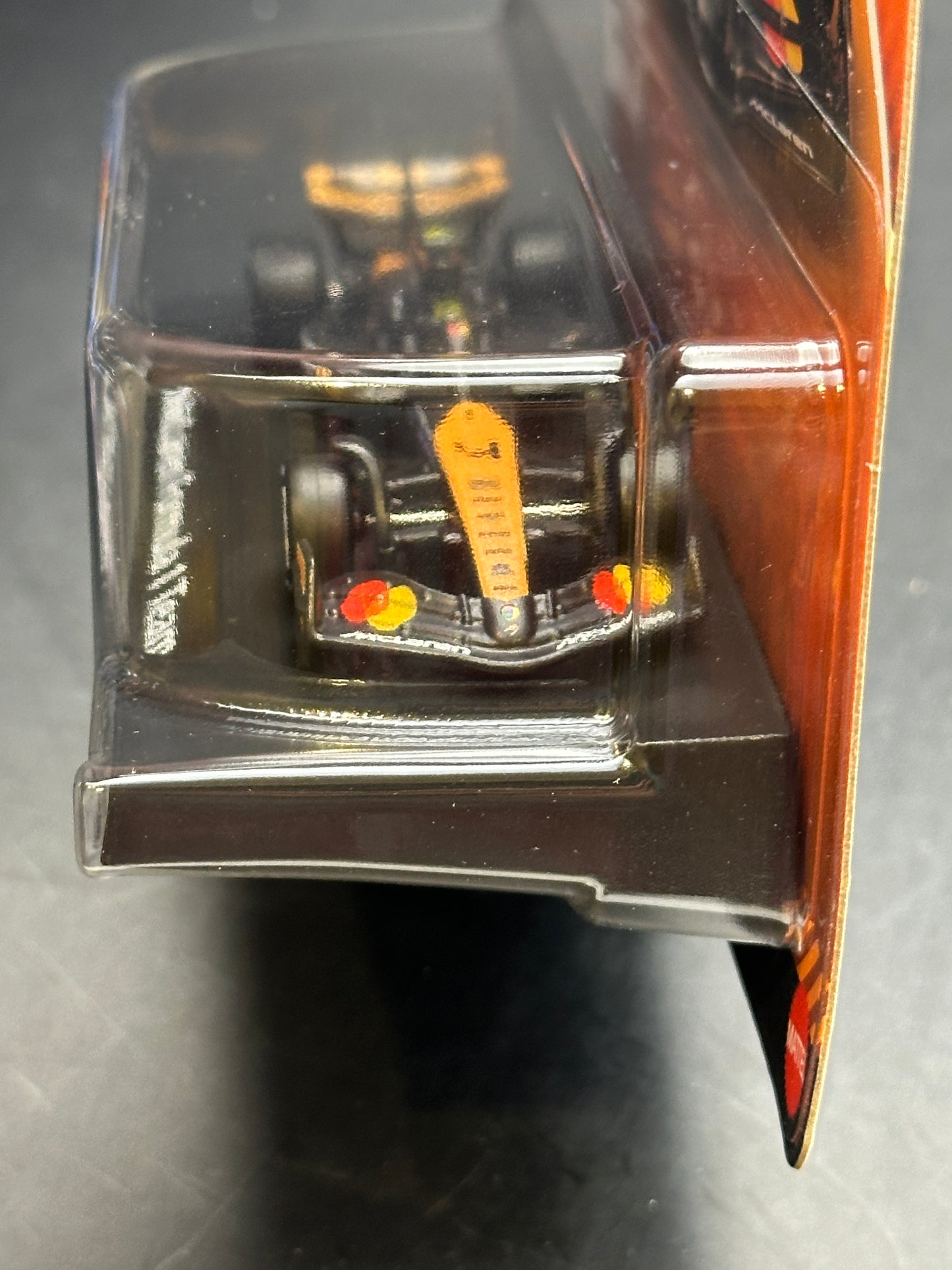 HOT WHEELS - LANDO NORRIS MCLAREN FORMULA 1 TEAM #4 (2025) - FORMULA 1 SERIES
