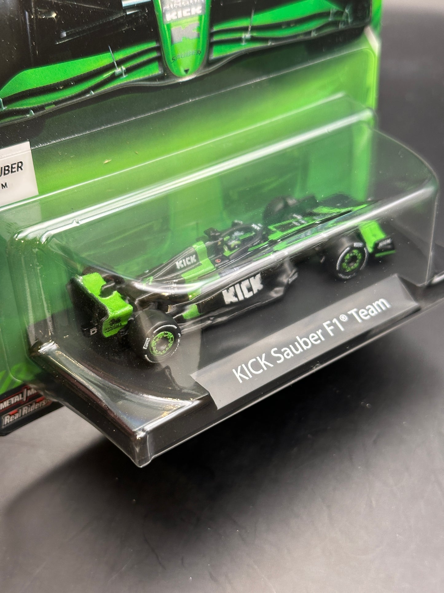 HOT WHEELS - VALTTERI BOTTAS KICK SAUBER F1 TEAM #77 (2025) - FORMULA 1 SERIES