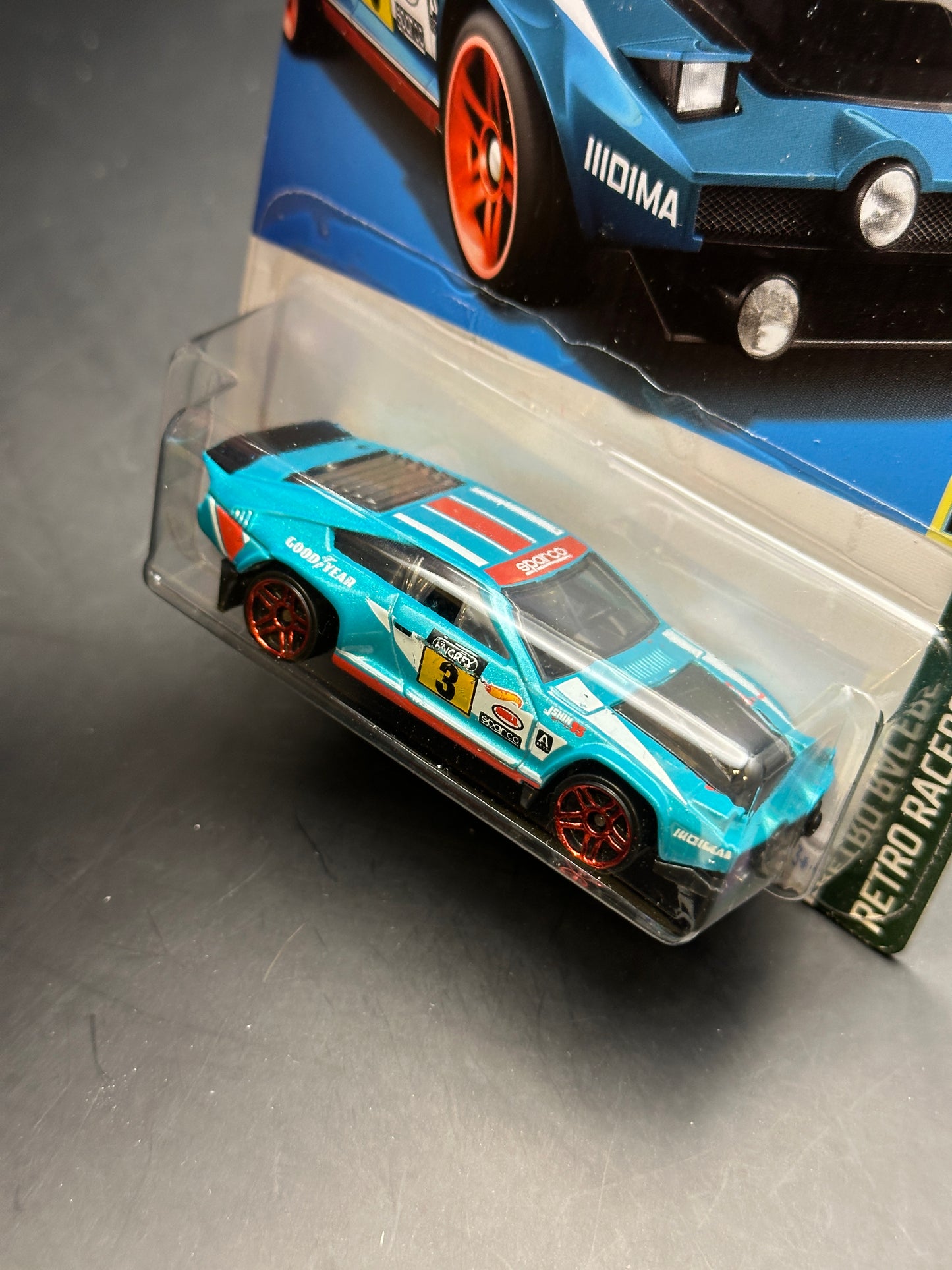 HOT WHEELS - DIMACHINNI VELOCE (2023) - HW RETRO RACERS 2/10