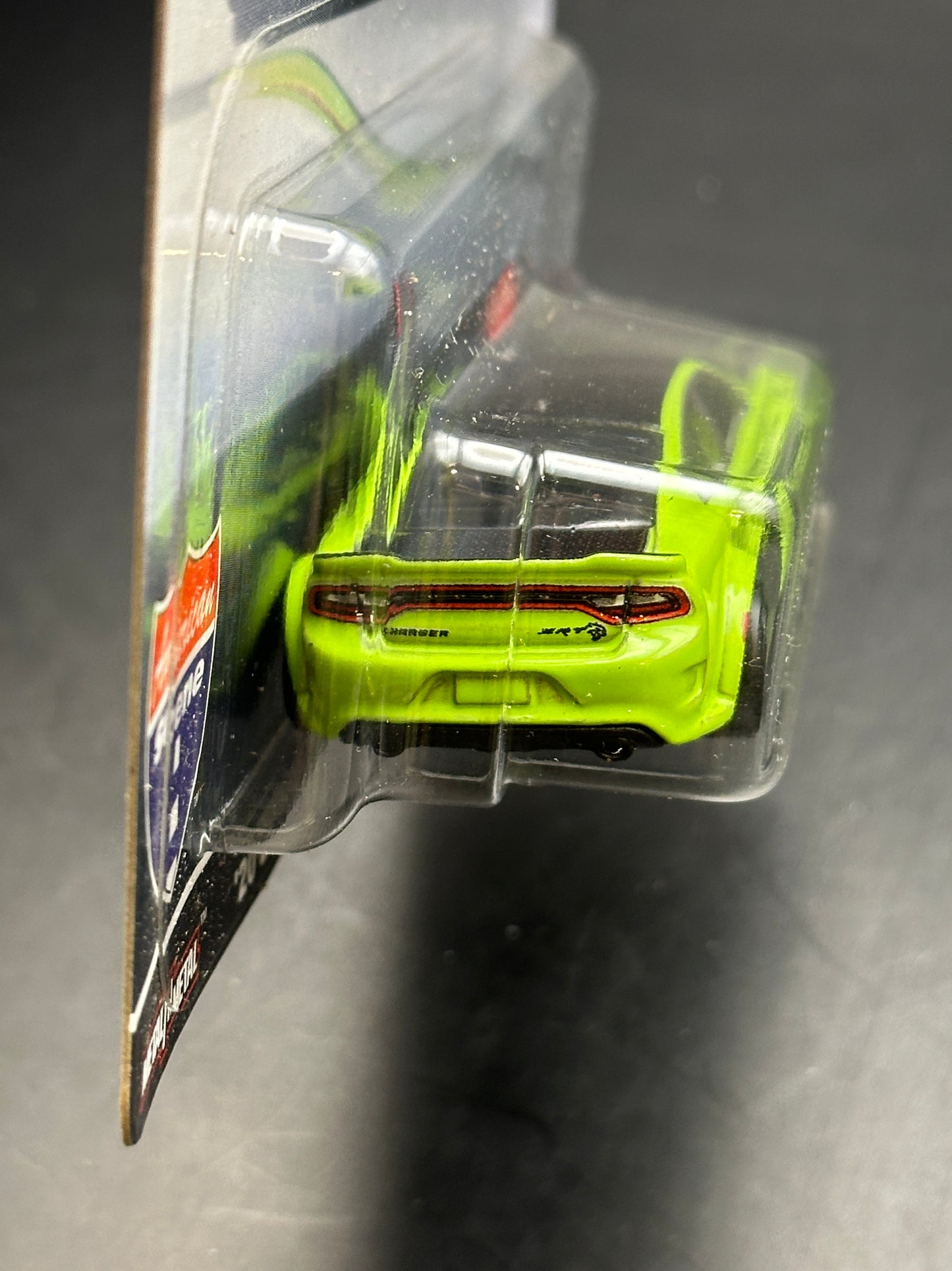 HOT WHEELS - 20 DODGE CHARGER HELLCAT (2022) - AMERICAN SCENE 4/5