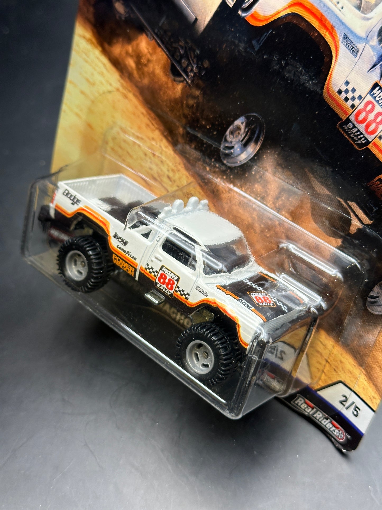 HOT WHEELS - 1980 DODGE MACHO POWER WAGON (2019) - CAR CULTURE - DESERT RALLY 2/5