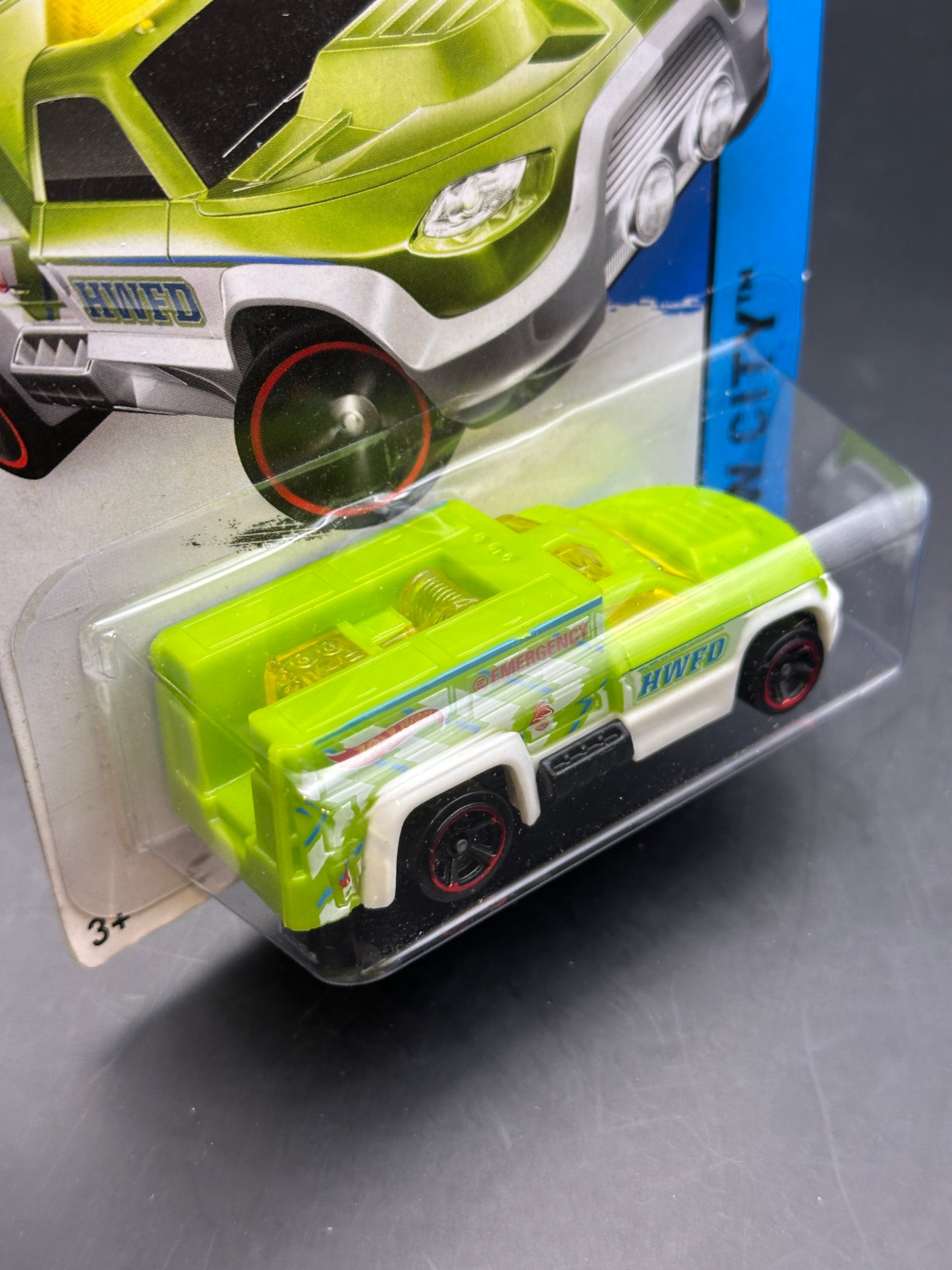 HOT WHEELS - RESCUE DUTY - TREASURE HUNT (2014) - HW CITY
