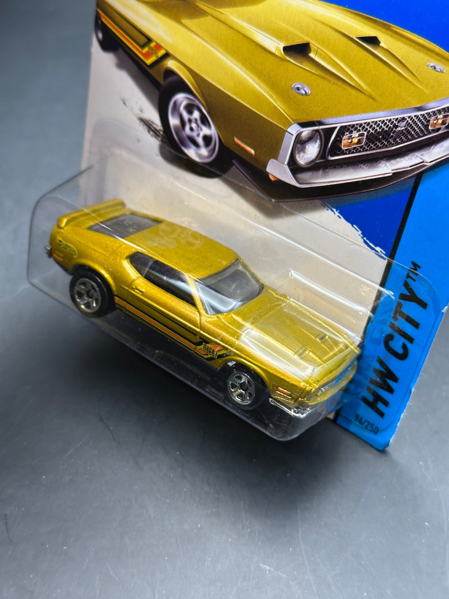 HOT WHEELS - 1971 MUSTANG MACH 1 (2014) - HW CITY
