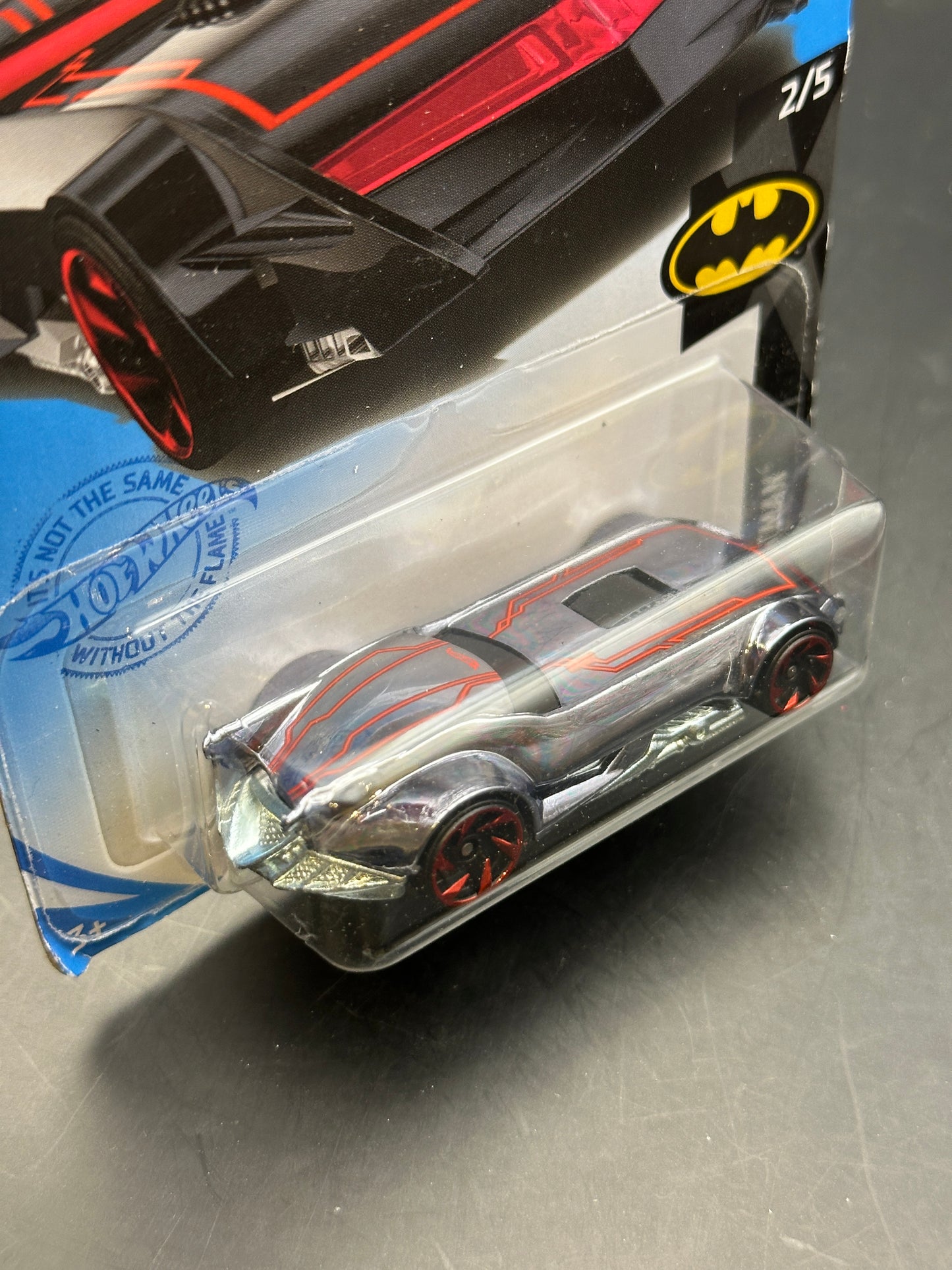 HOT WHEELS - THE BATMAN: BATMOBILE (2021) - HW BATMAN 2/5