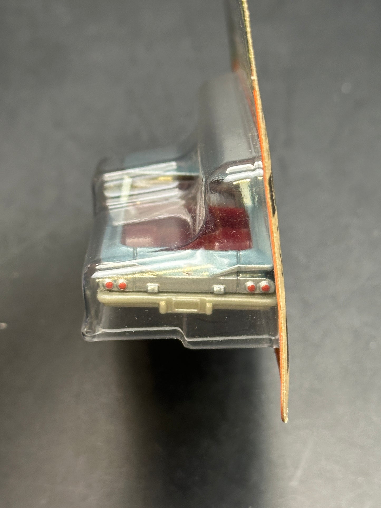 MATCHBOX - 1960 CHEVY EL CAMINO - 2/100 - DIECAST