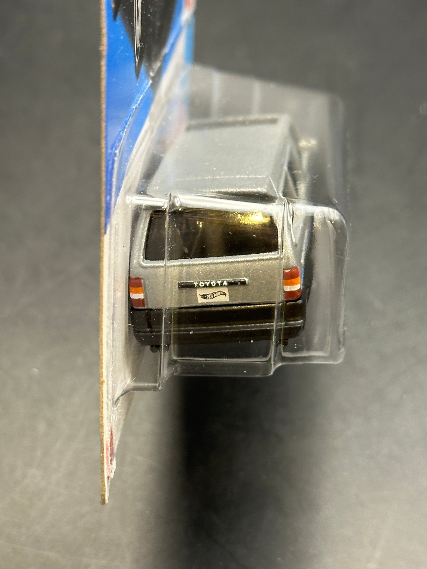 HOT WHEELS - 1986 TOYOTA VAN (2022) - HW J-IMPORTS 7/10