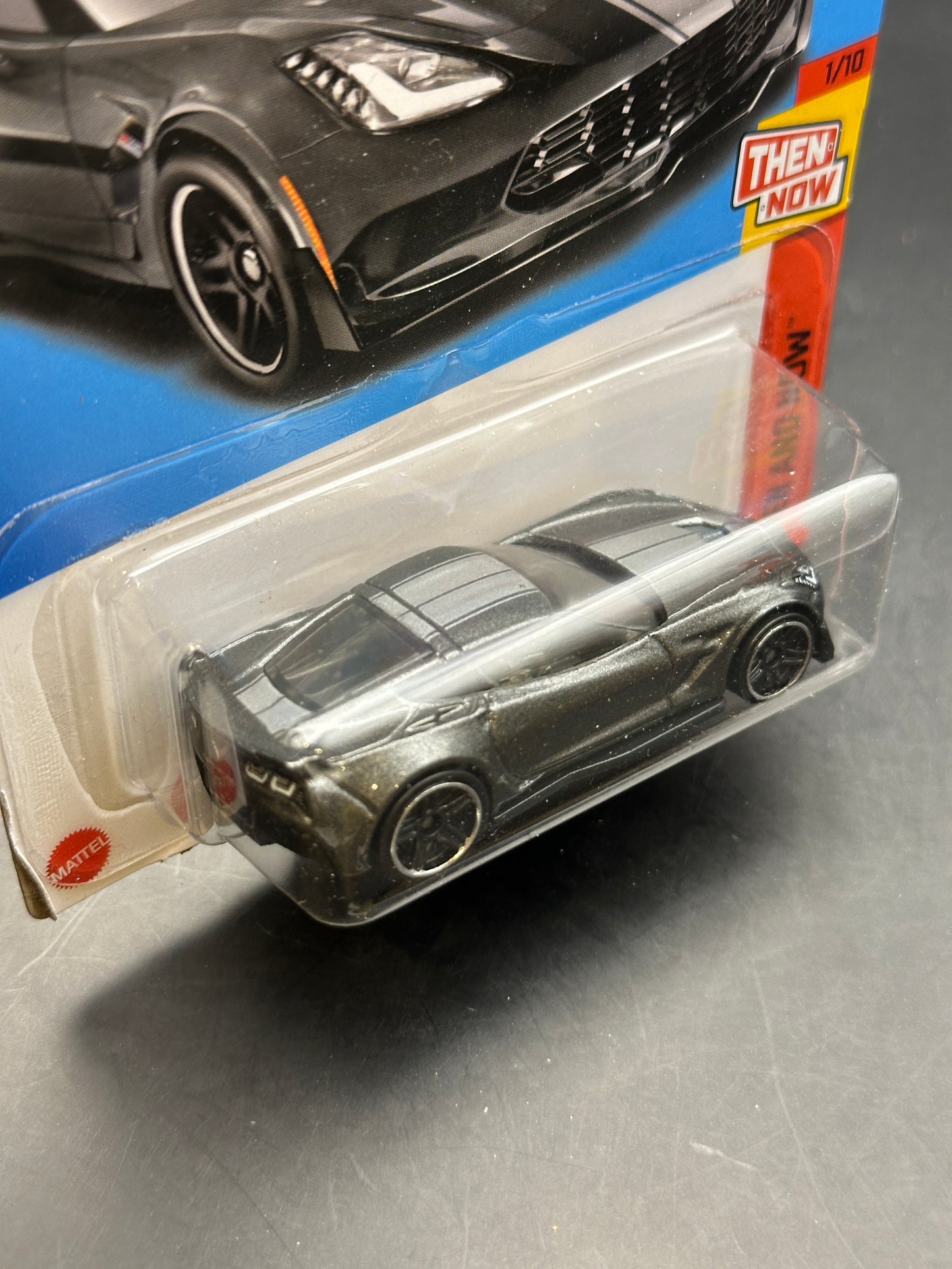 HOT WHEELS - CORVETTE C7 Z06 (2023) - HW THEN AND NOW 1/10