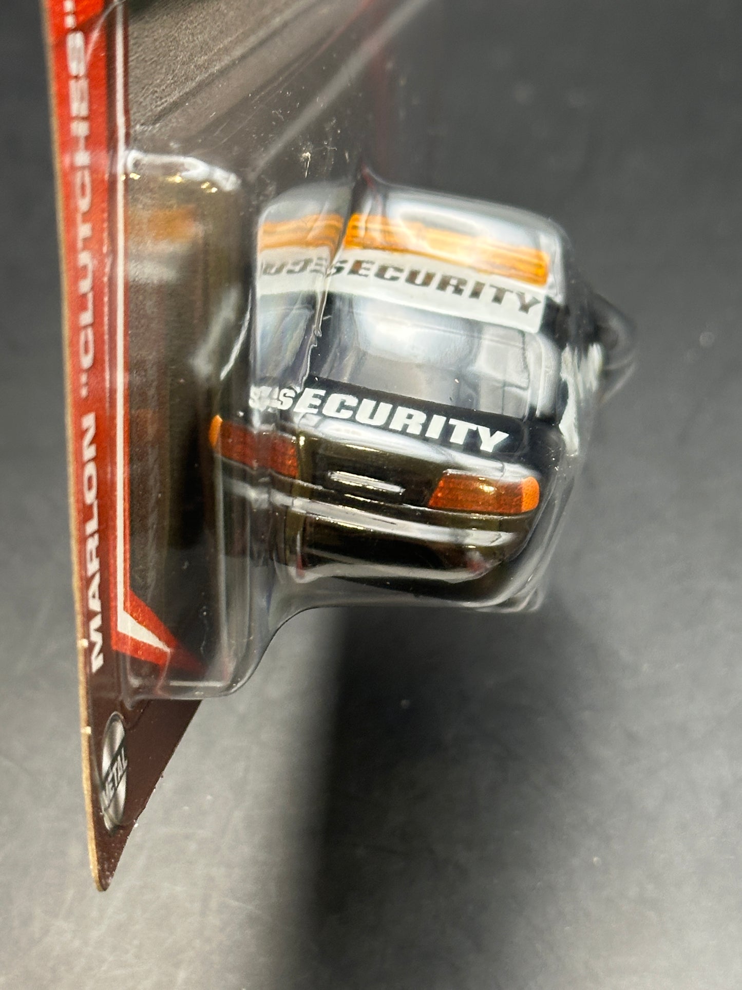 DISNEY PIXAR CARS 20th ANNIVERSARY - MARLON CLUTCHES - DIECAST