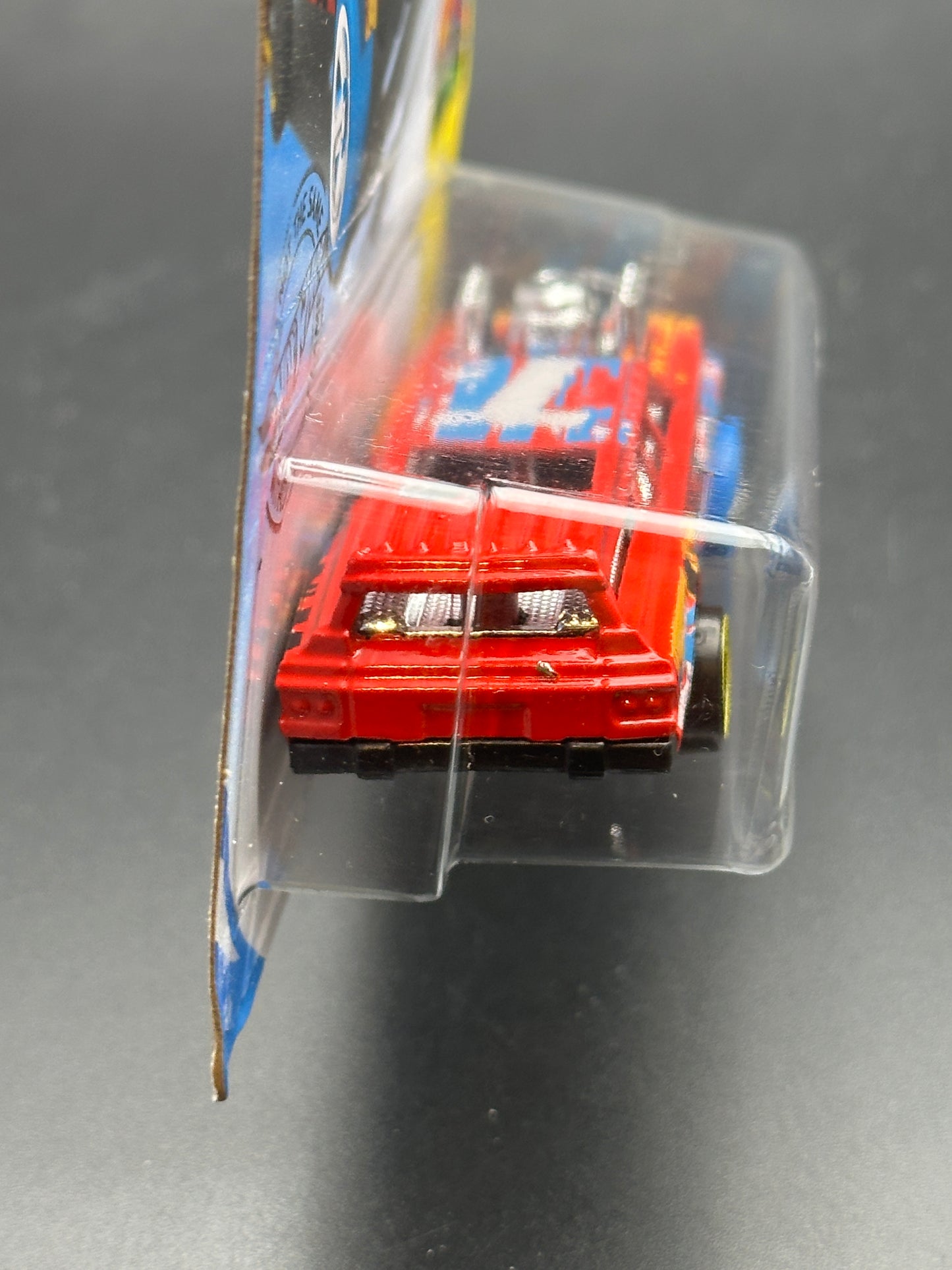 HOT WHEELS - CRUISE BRUISER (2020) - HW ART CARS 2/10