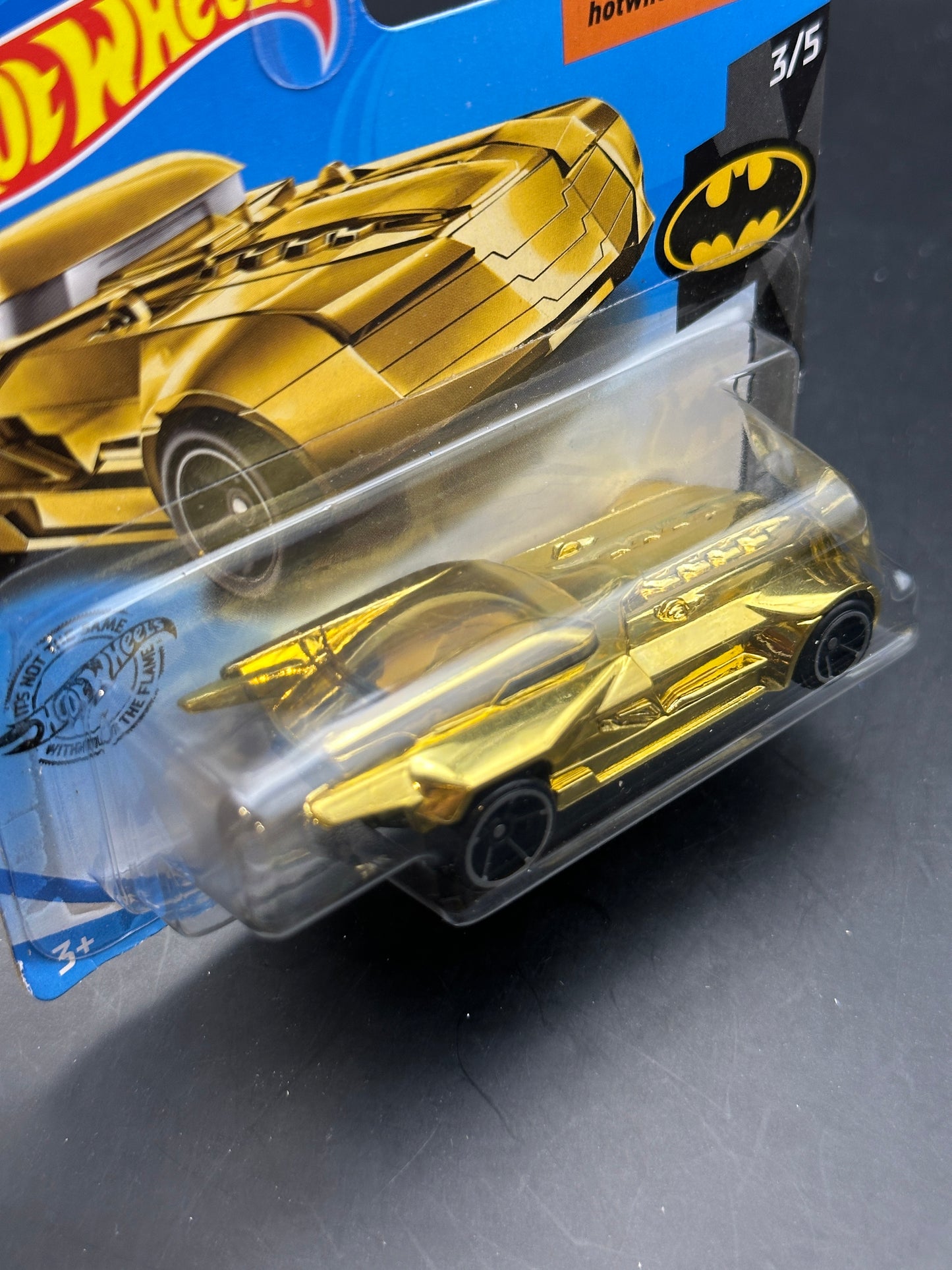 HOT WHEELS - BATMAN BATMOBILE (2020) - HW BATMAN 3/5