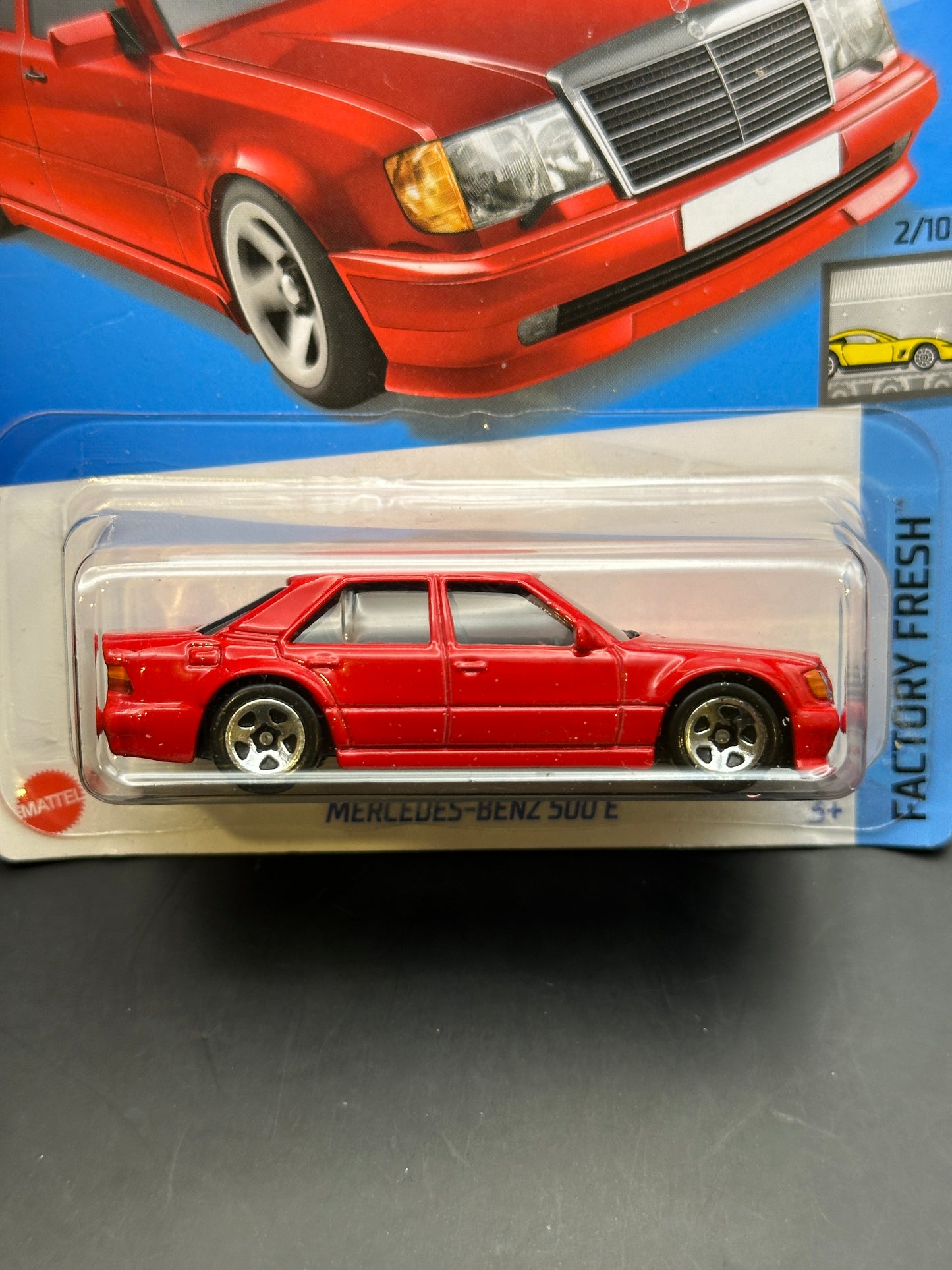 HOT WHEELS - MERCEDES BENZ 500 E (2022) - HW FACTORY FRESH 2/10