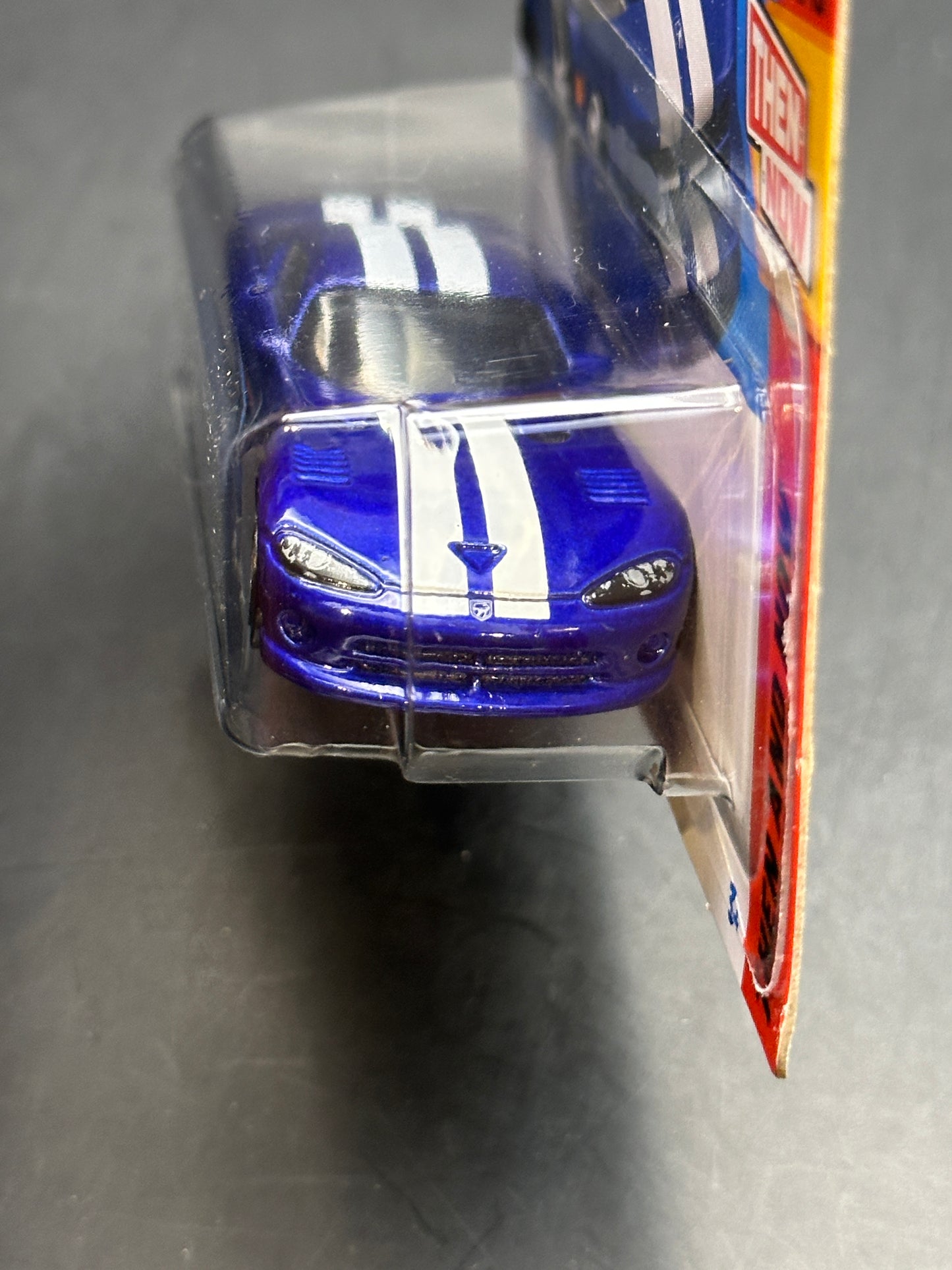 HOT WHEELS - 96 DODGE VIPER GTS (2025) - HW THEN AND NOW 4/10