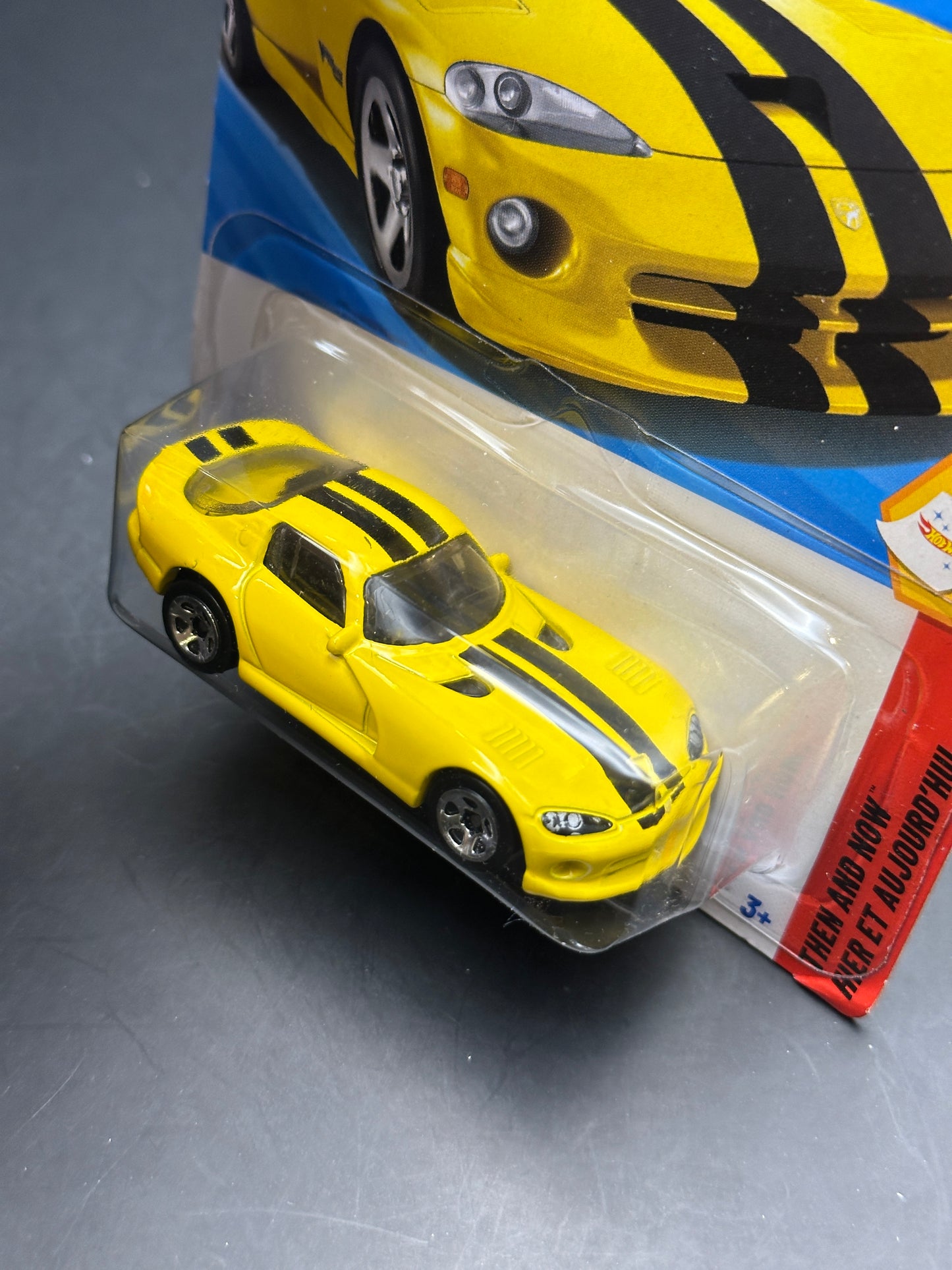 HOT WHEELS - 96 DODGE VIPER GTS (2025) - HW THEN AND NOW 4/10