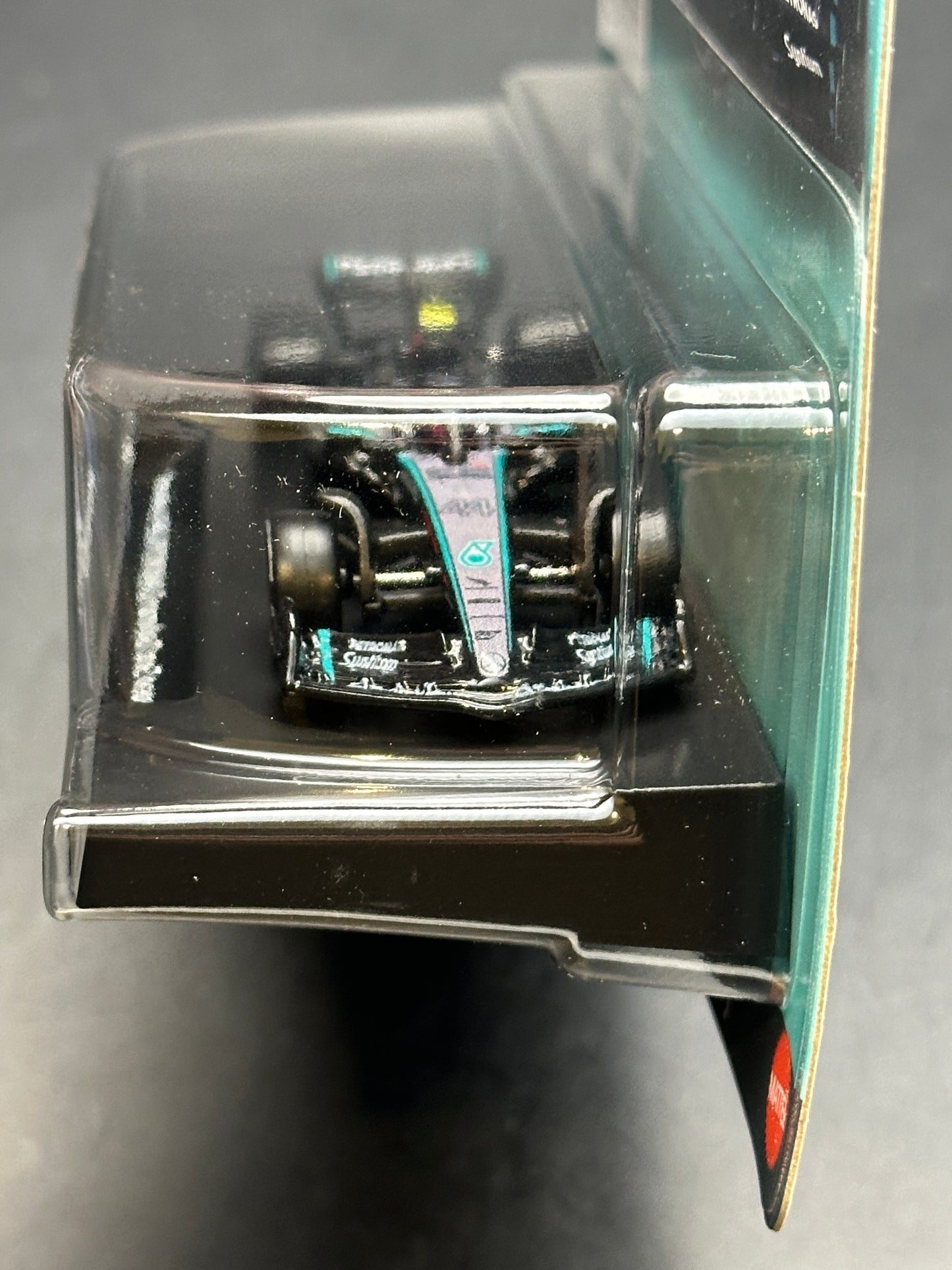 HOT WHEELS - LEWIS HAMILTON MERCEDES AMG PETRONAS FORMULA 1 TEAM #44 (2025) - FORMULA 1 SERIES