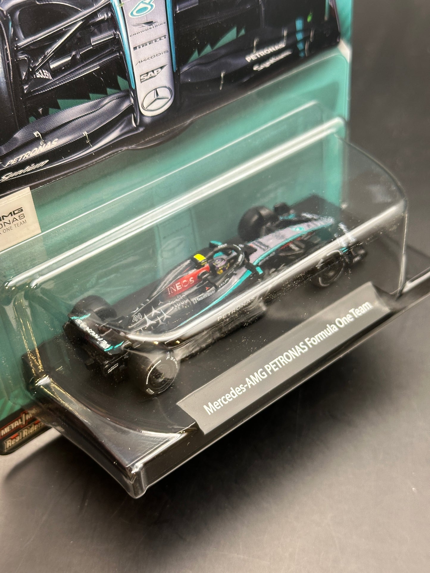 HOT WHEELS - LEWIS HAMILTON MERCEDES AMG PETRONAS FORMULA 1 TEAM #44 (2025) - FORMULA 1 SERIES