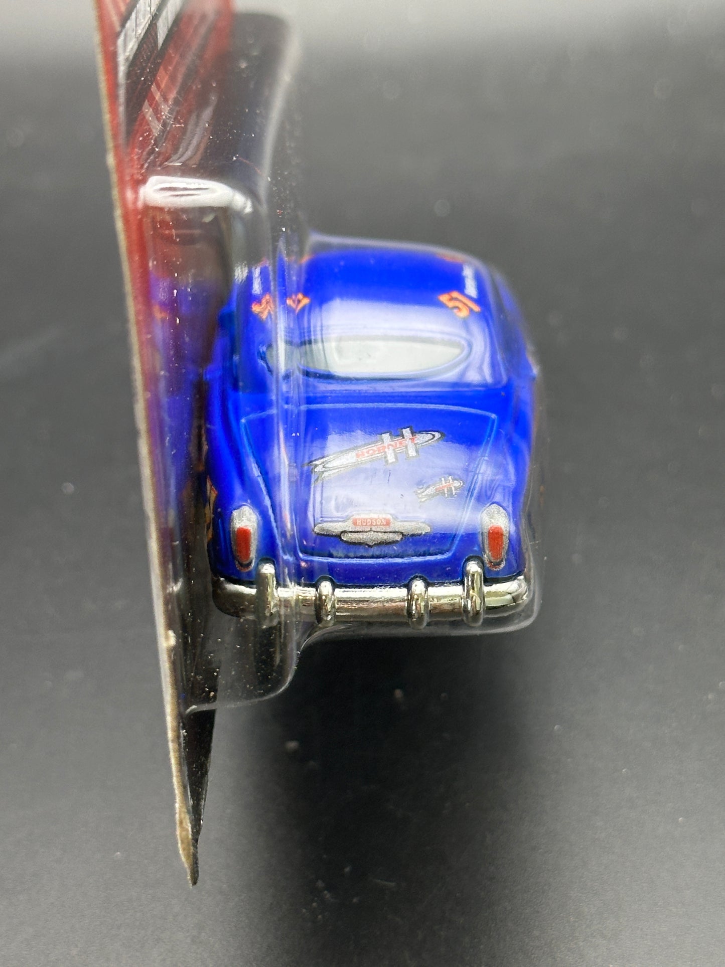 DISNEY PIXAR CARS - DIRT TRACK FABULOUS HUDSON HORNET - CARS - DIECAST
