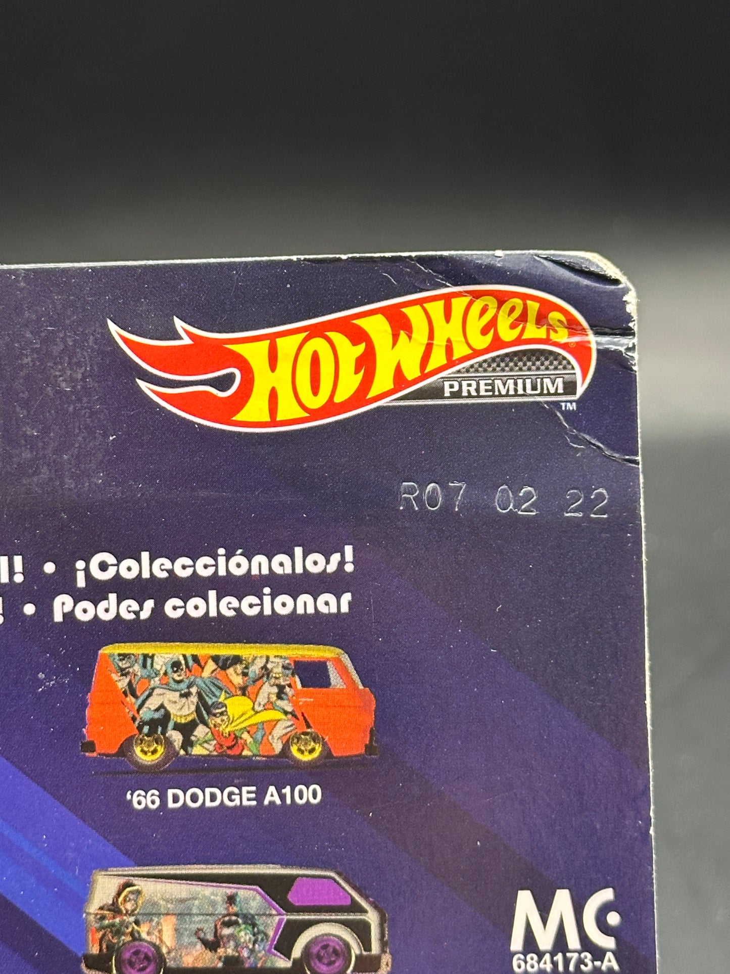 HOT WHEELS - 66 DODGE A100 (2022) - BATMAN - POP CULTURE 2/5