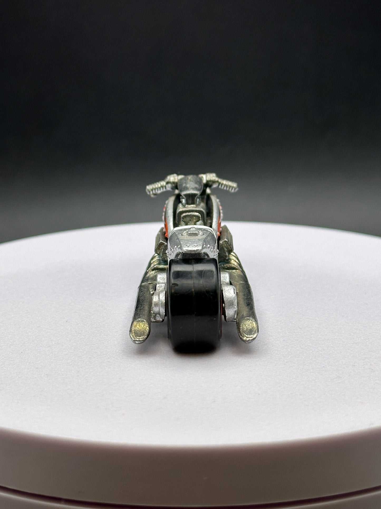 HOT WHEELS - AIRY 8 (2005) - 2005 FIRST EDITIONS REALISTIX 4/20 - LOOSE