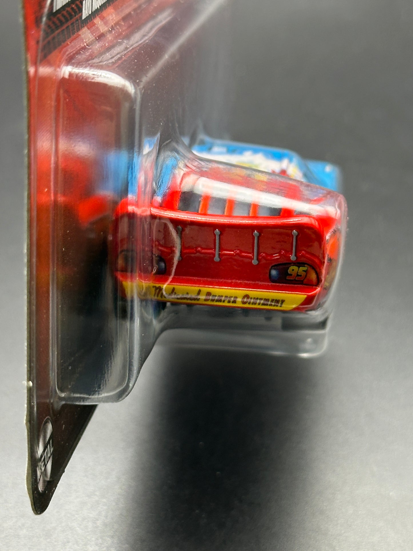 DISNEY PIXAR CARS - TRANSFORMING LIGHTNING MCQUEEN - CARS - DIECAST