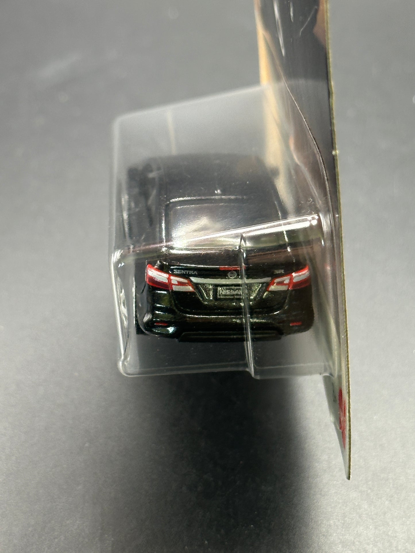 MATCHBOX - 2016 NISSAN SENTRA - 91/125 - DIECAST