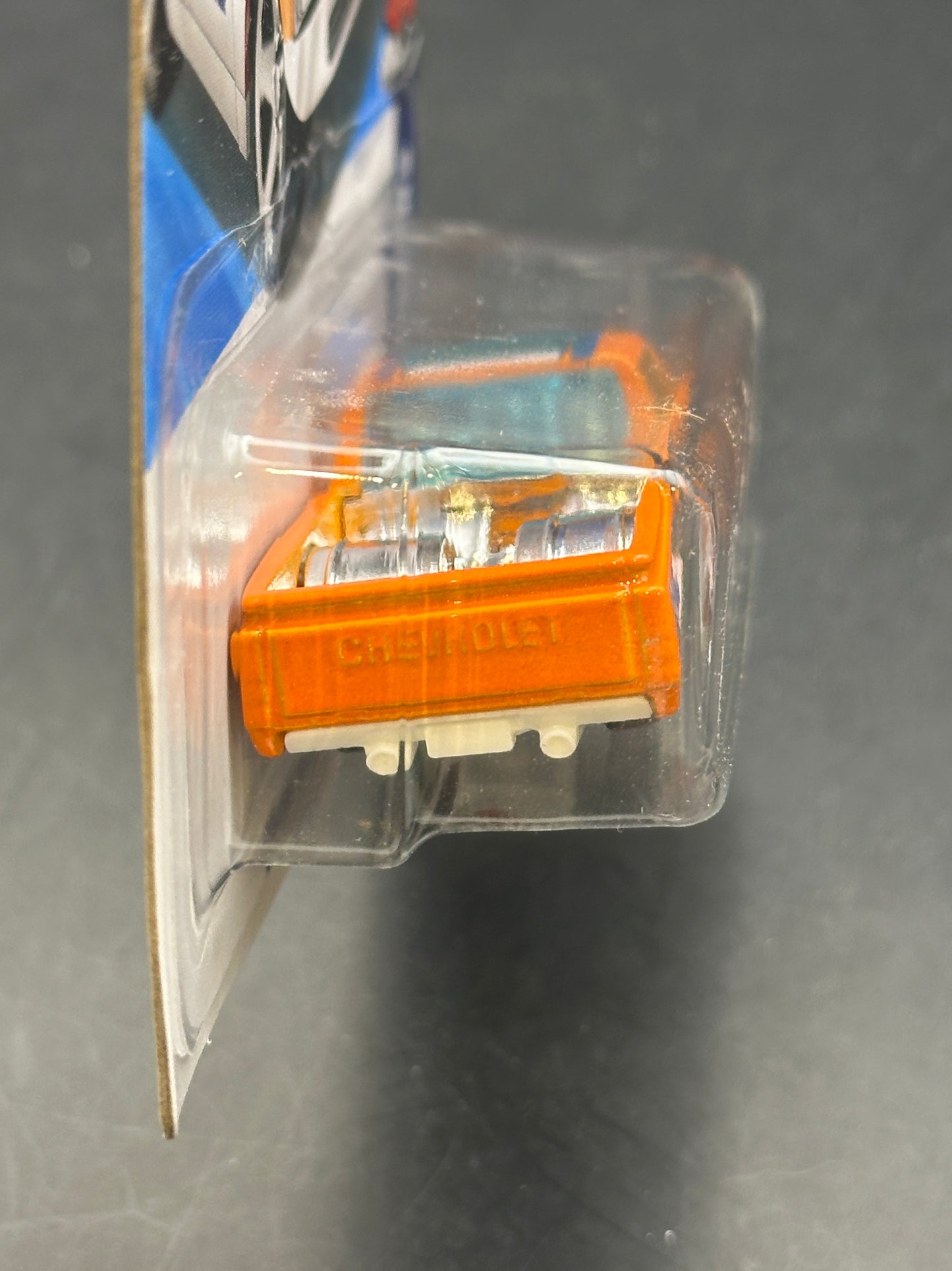 HOT WHEELS - CUSTOM 72 CHEVY LUV (2026) - HW DRAG RACERS 7/10