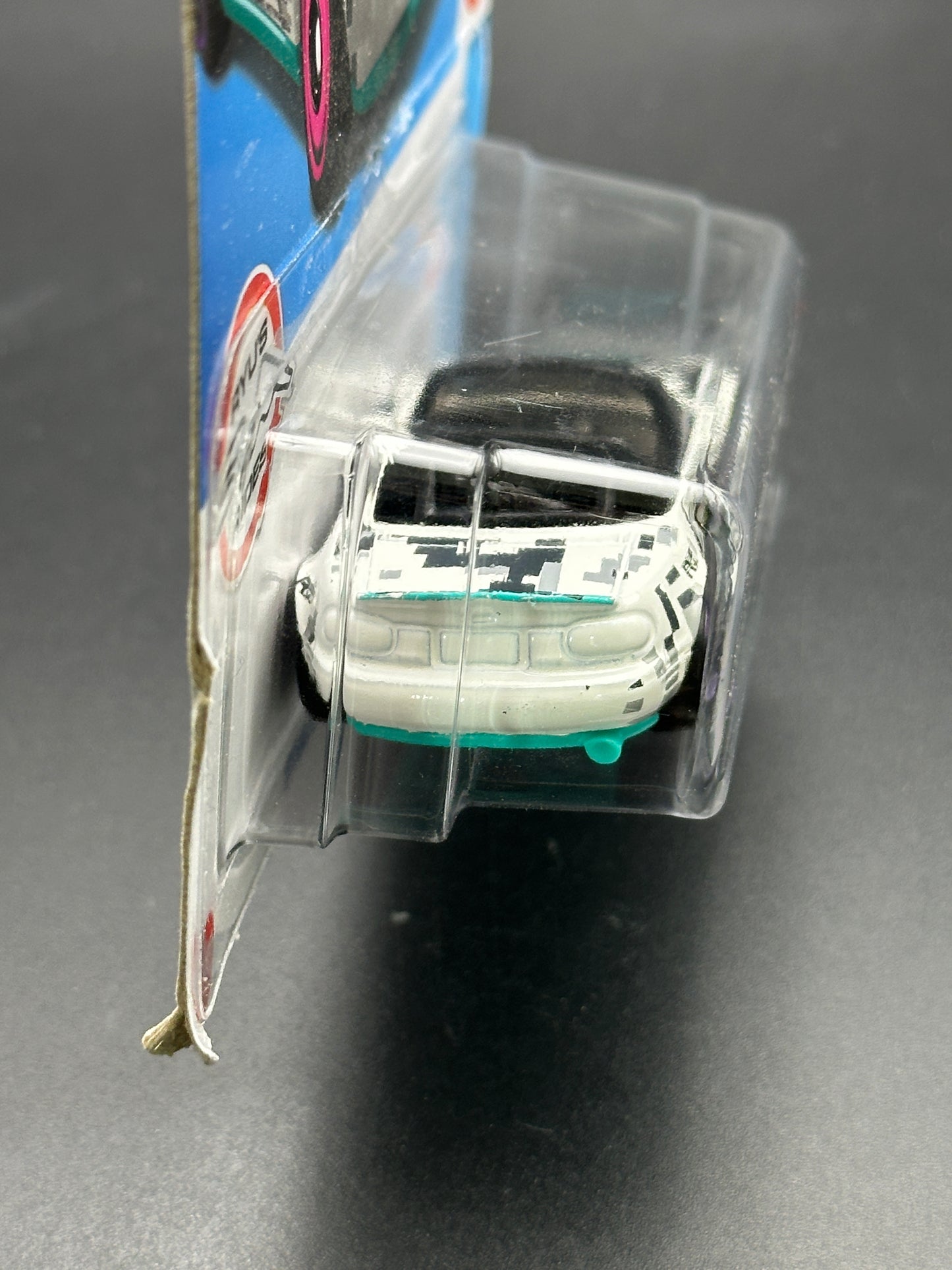 HOT WHEELS - 91 MAZDA MX5 MIATA (2022) - MAD MIKE - HW J IMPORTS 4/10