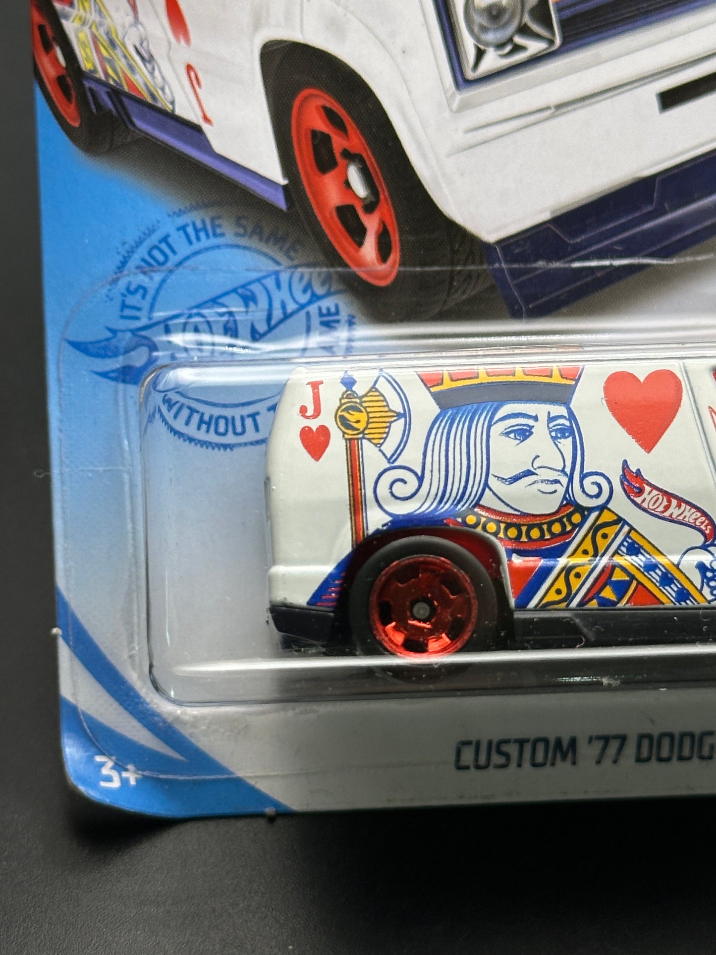 HOT WHEELS - CUSTOM 77 DODGE VAN - TREASURE HUNT (2021) - HW ART CARS 4/10