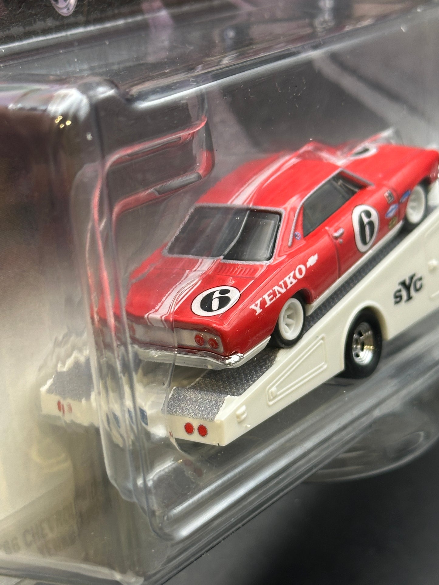 HOT WHEELS - 66 CHEVROLET CORVAIR YENKO STINGER / 72 CHEVY RAMP TRUCK (2026) TEAM TRANSPORT #91