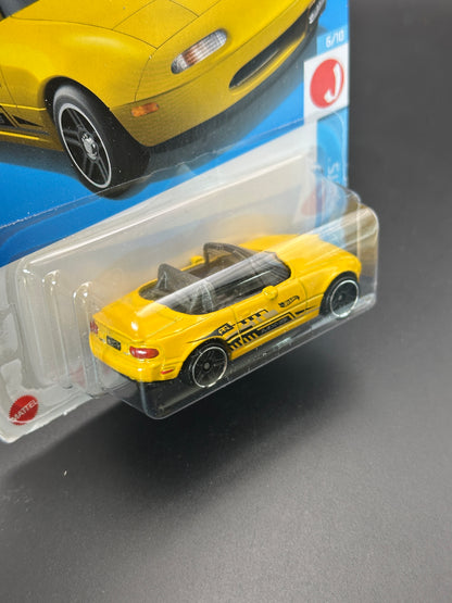 HOT WHEELS - 91 MAZDA MX5 MIATA (2024) - HW J IMPORTS 6/10