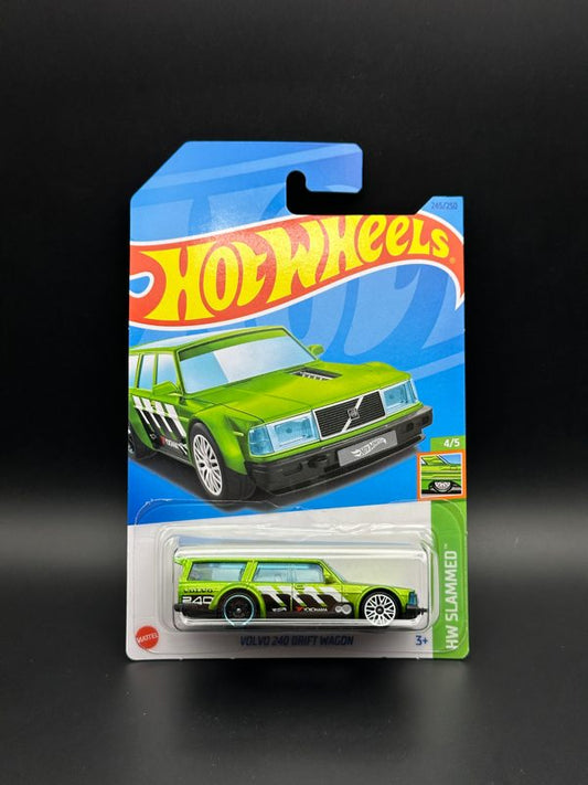 HOT WHEELS - VOLVO 240 DRIFT WAGON (2023) - HW SLAMMED 4/5