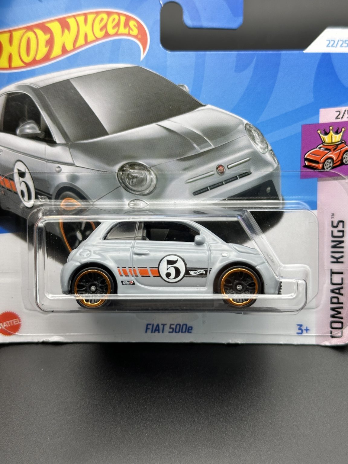 HOT WHEELS - FIAT 500e (2024) - COMPACT KINGS 2/5