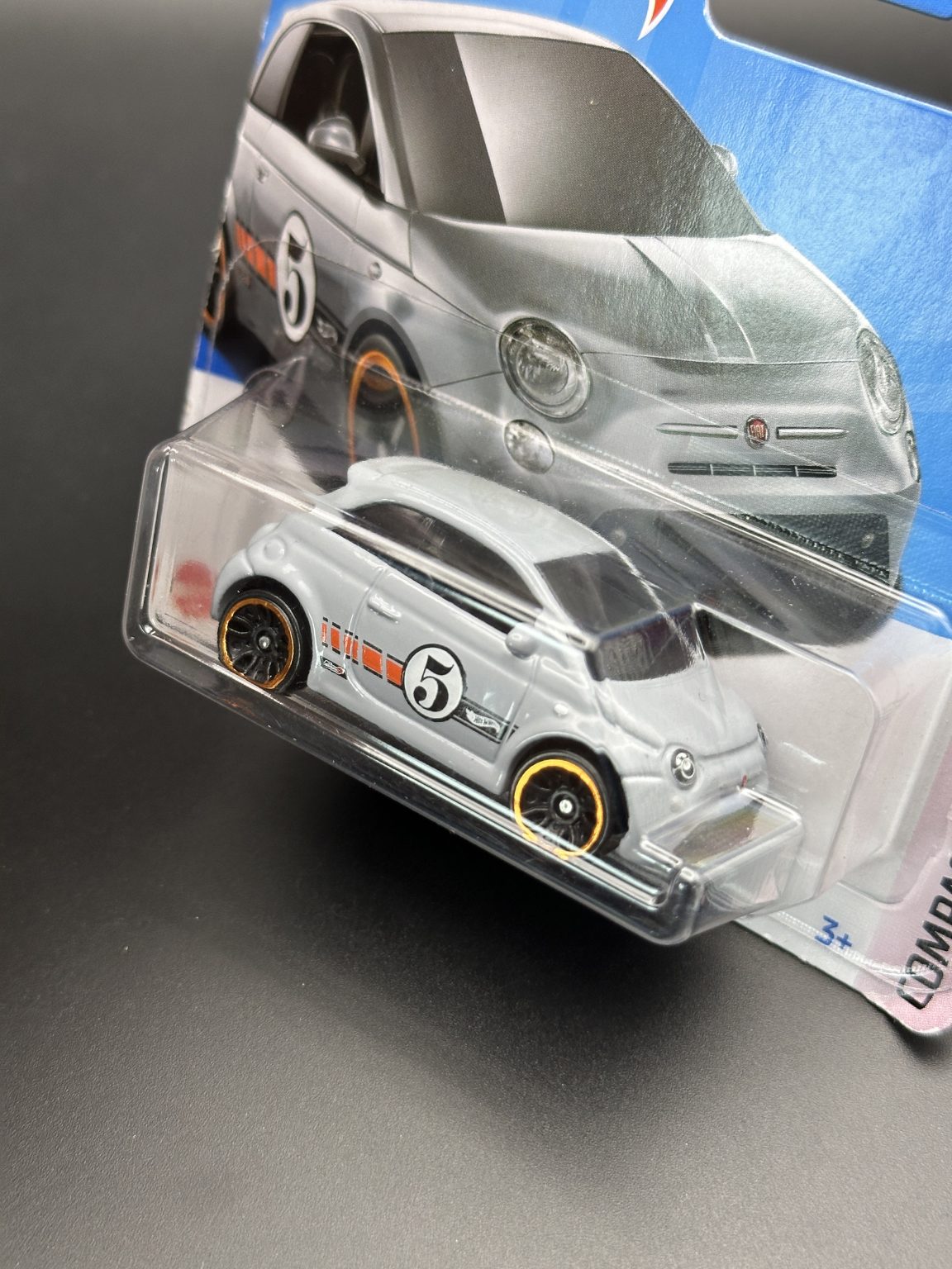 HOT WHEELS - FIAT 500e (2024) - COMPACT KINGS 2/5