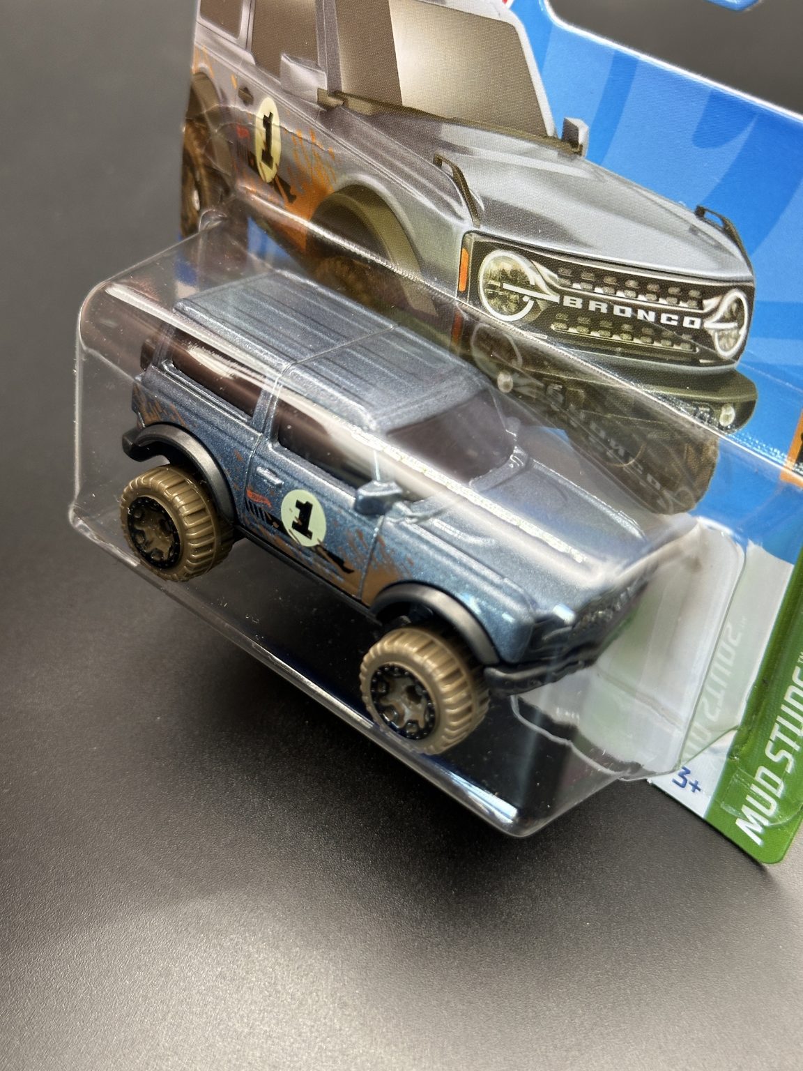 Hot Wheels 21 Ford Bronco Grigio Fuso 68/250 2022 Borchie Fango 1/5 Hot Wheels 21 Ford Bronco Grigio Fuso 68/250 2022 Borchie Fango 1/5