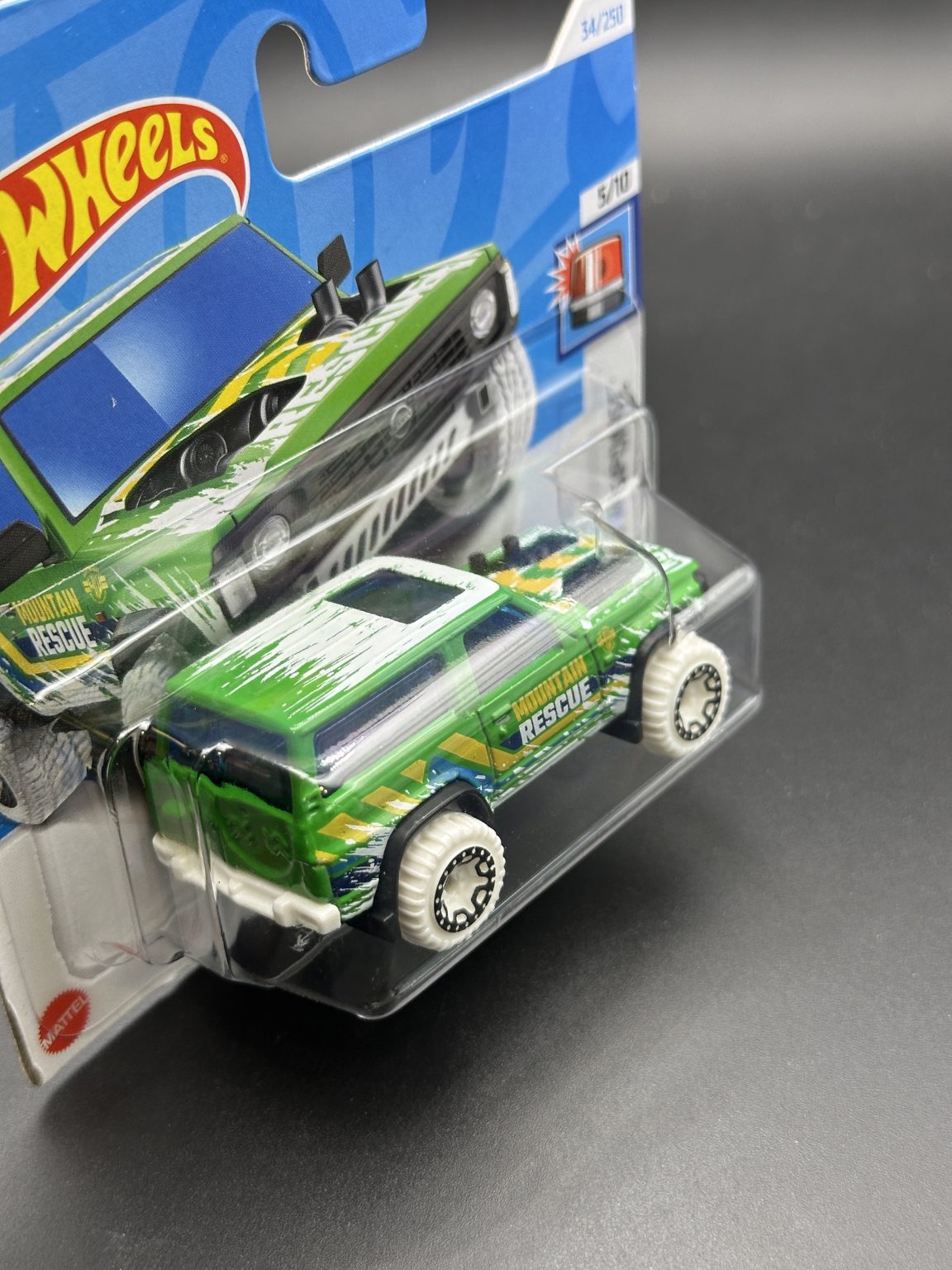 HOT WHEELS - NISSAN PATROL CUSTOM (2024) - HW FIRST RESPONSE 5/10