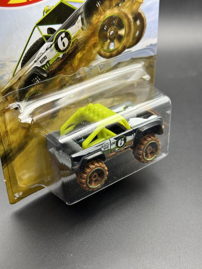 HOT WHEELS - CUSTOM FORD BRONCO (2019) - OFF ROAD TRUCKS SERIES 2/6