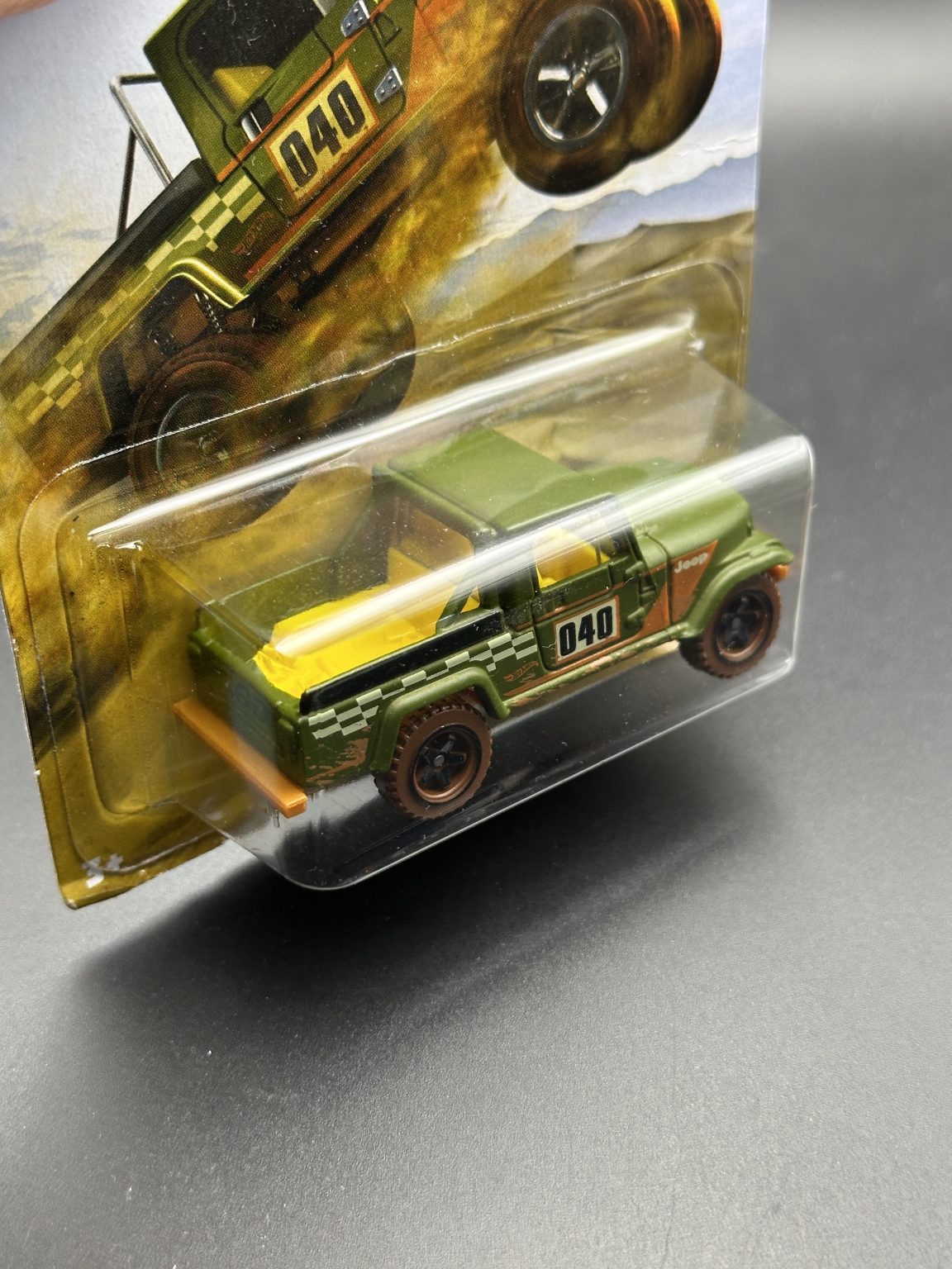 HOT WHEELS - JEEP SCRAMBLER (2019) - OFF ROAD TRUCKS SERIES 3/6