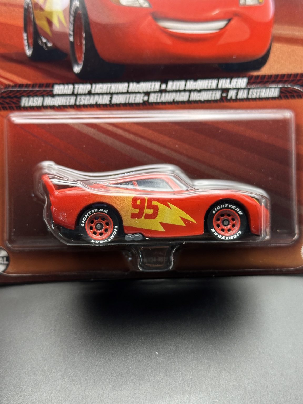 DISNEY PIXAR CARS - ROAD TRIP LIGHTNING MCQUEEN - CARS - DIECAST